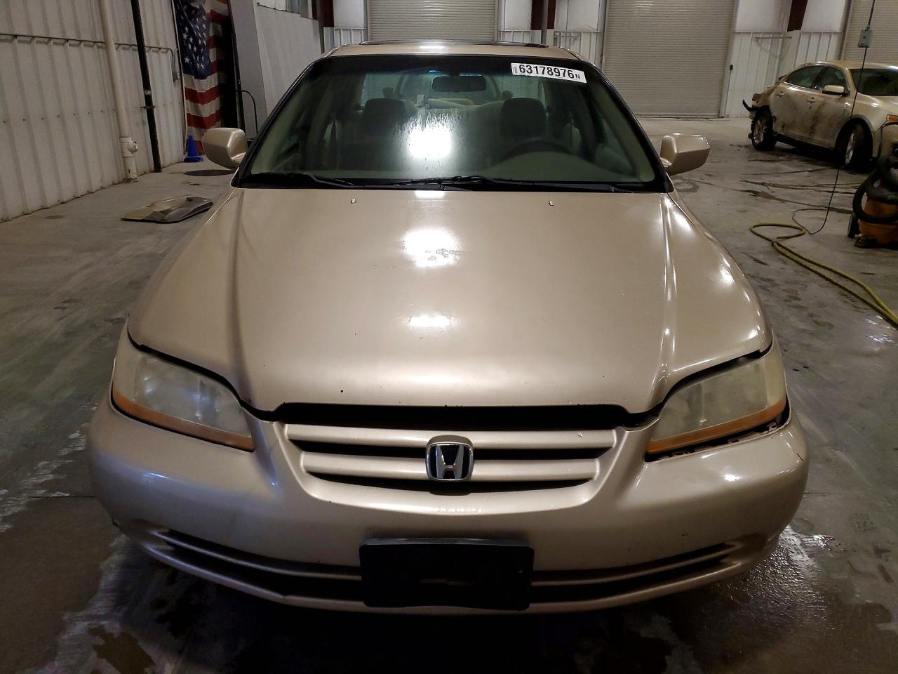 2001 Honda Accord Ex Tan vin: 1HGCG56671A038713