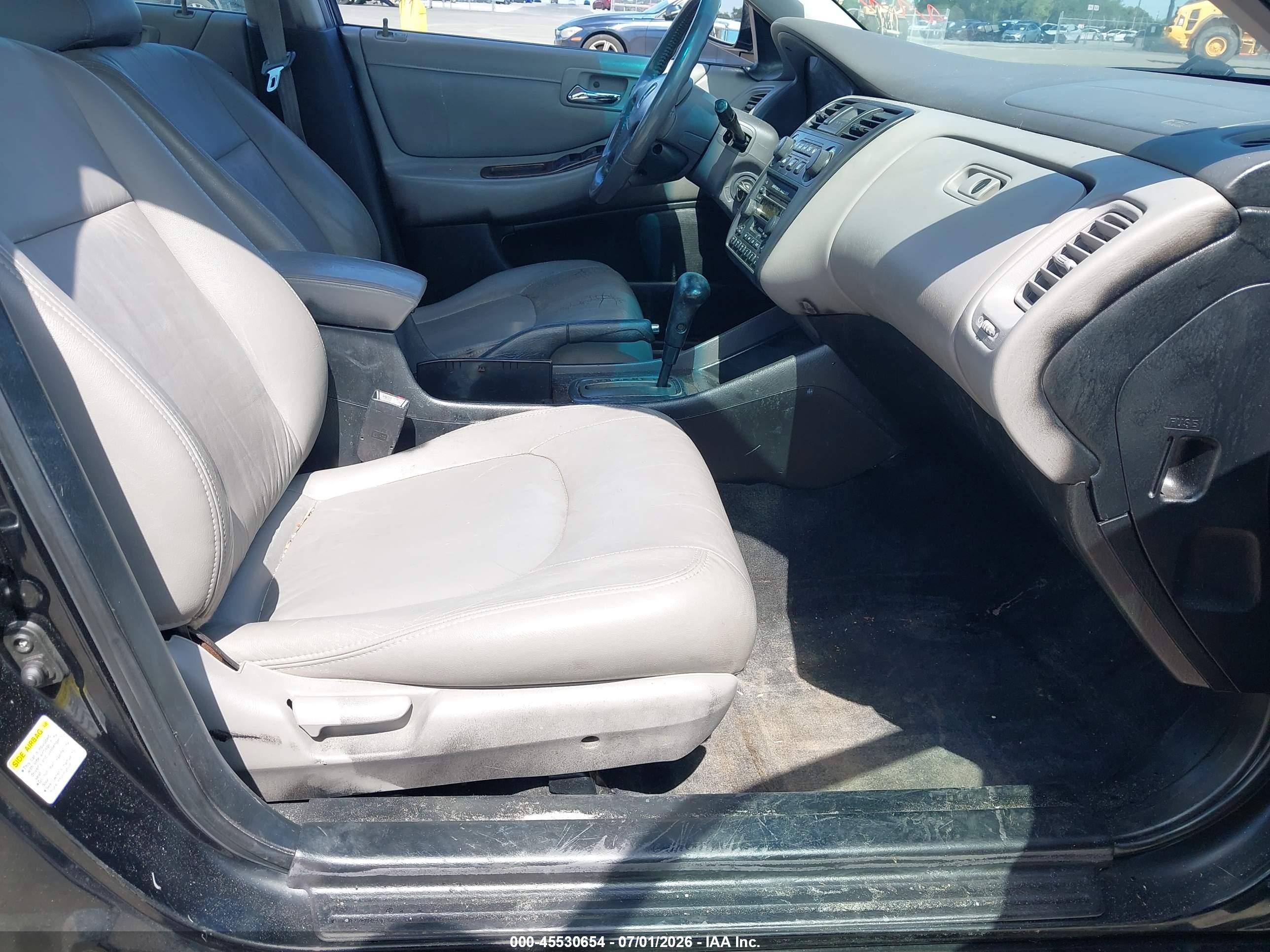 2002 Honda Accord 2.3 Ex Черный vin: 1HGCG56682A119690