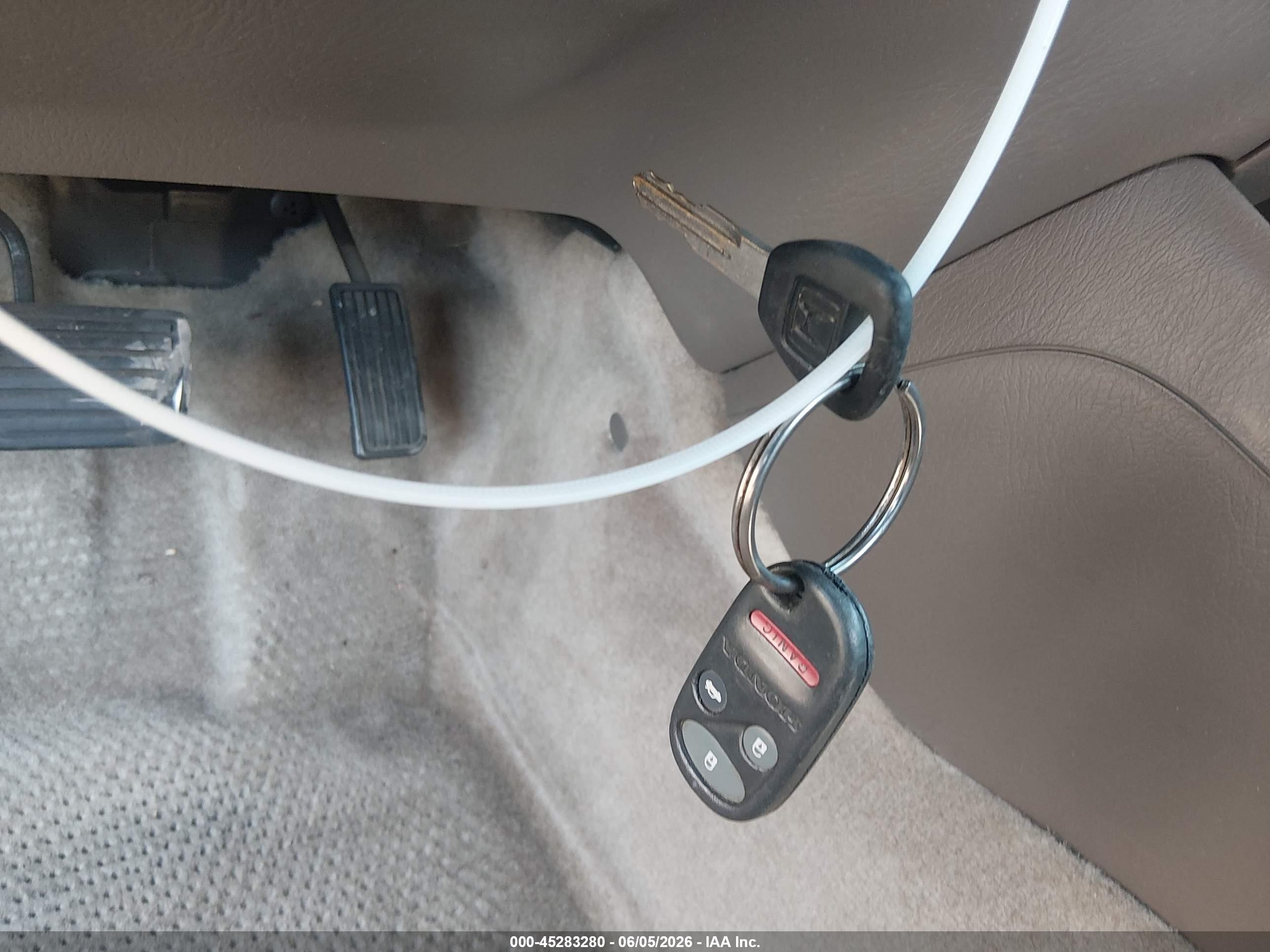 2002 Honda Accord 2.3 Ex Золотой vin: 1HGCG56692A036043