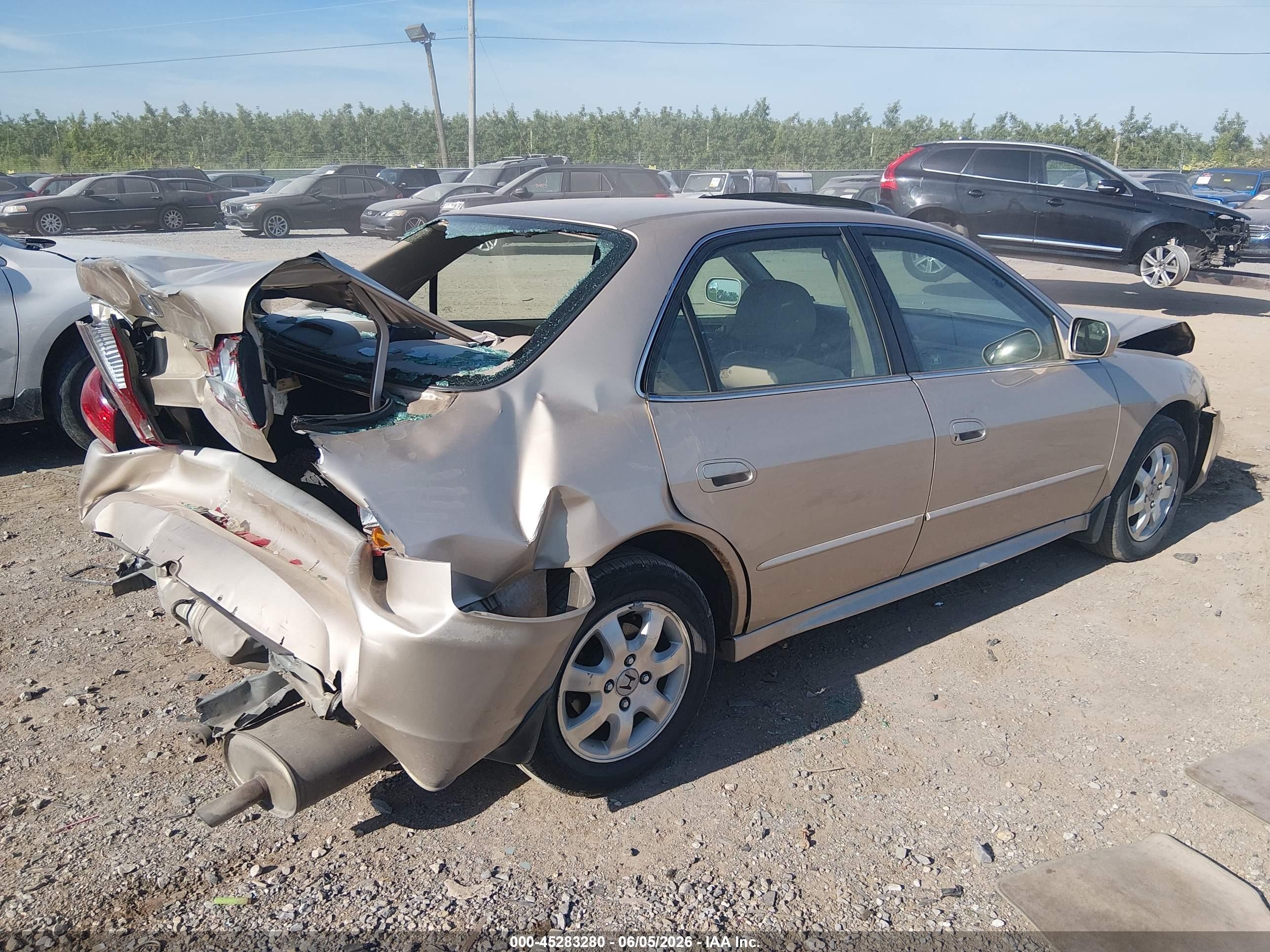 2002 Honda Accord 2.3 Ex Золотой vin: 1HGCG56692A036043