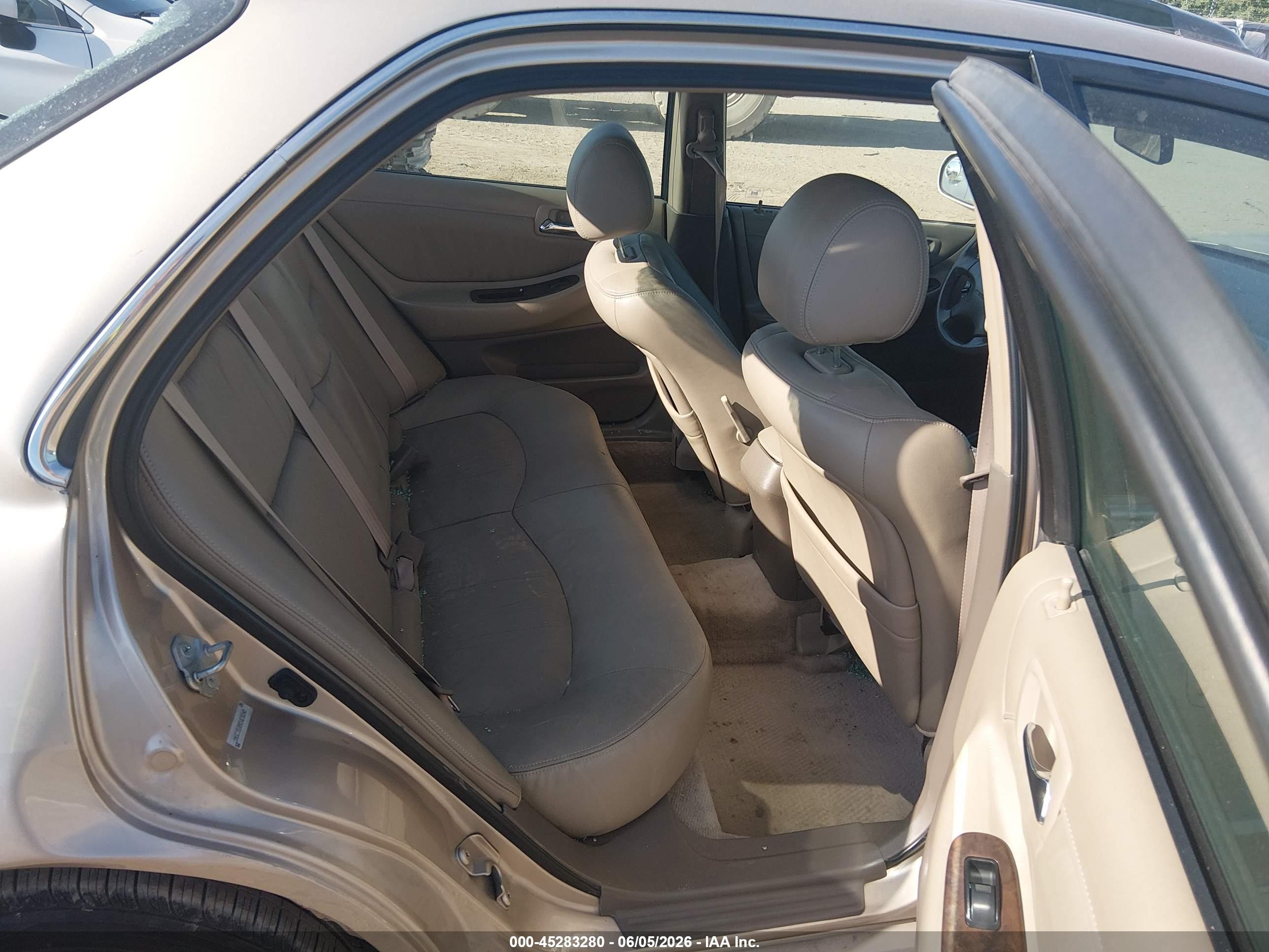 2002 Honda Accord 2.3 Ex Золотой vin: 1HGCG56692A036043