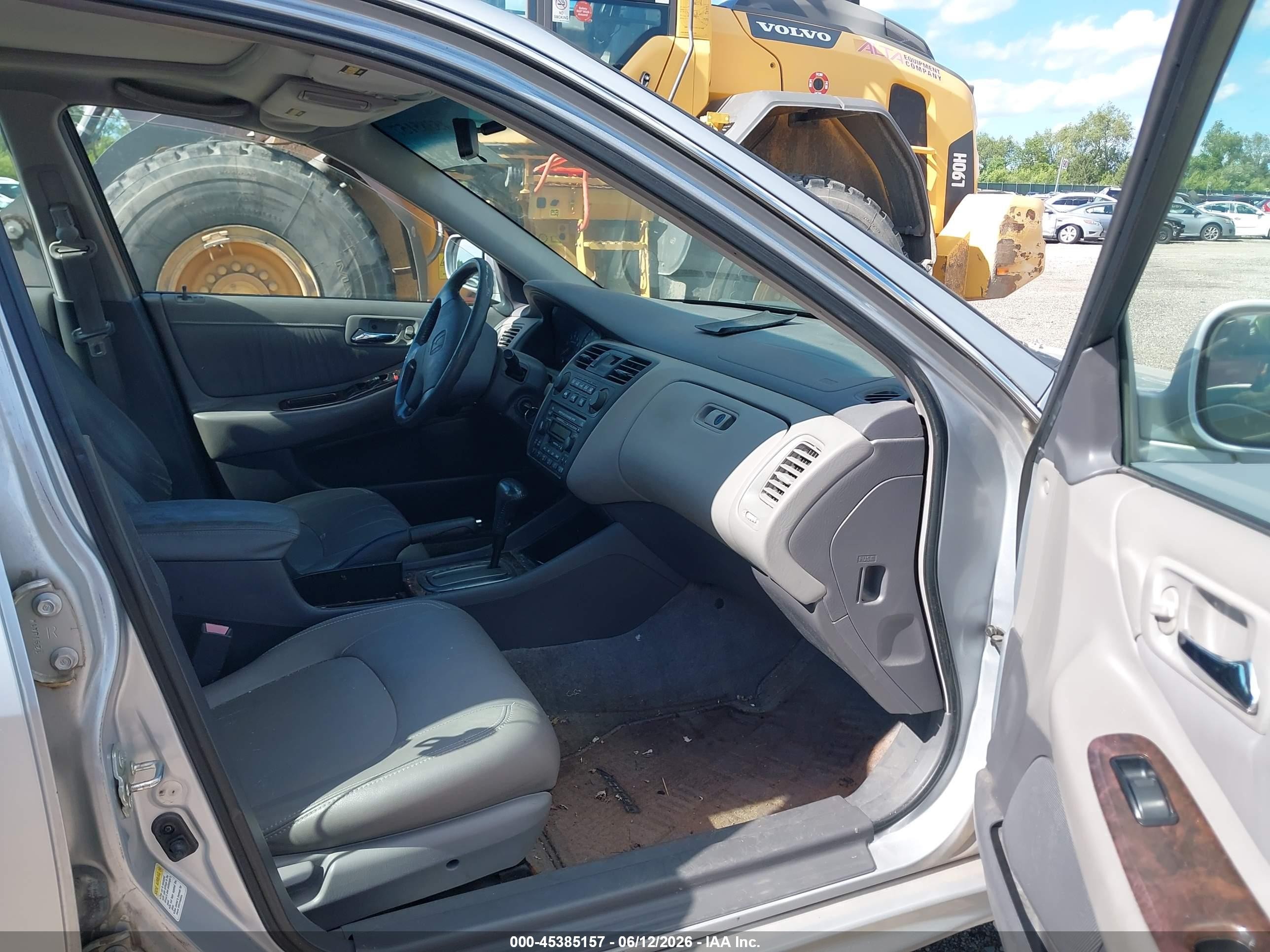 2001 Honda Accord 2.3 Ex Silver vin: 1HGCG566X1A119463