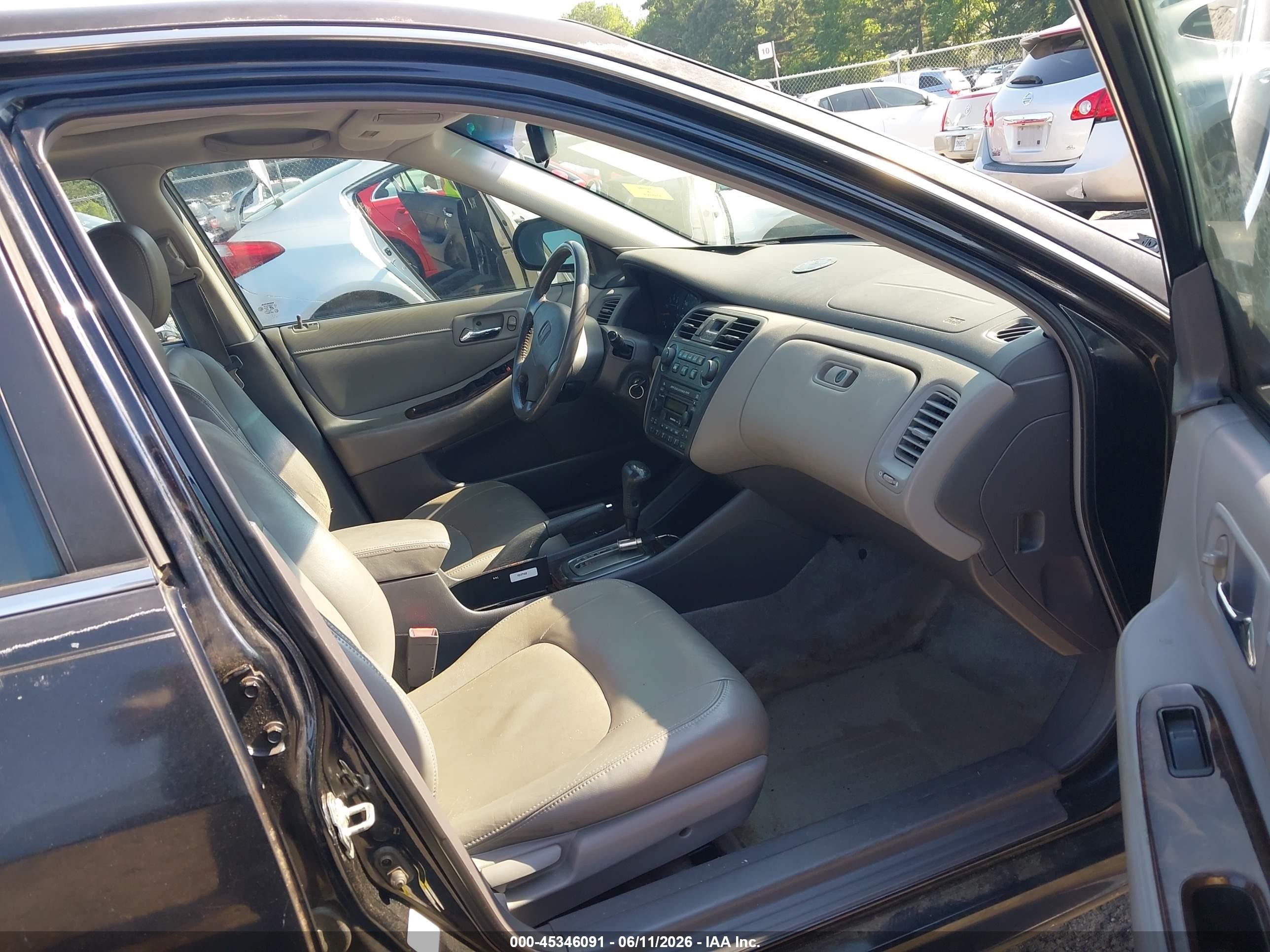 2002 Honda Accord 2.3 Ex Black vin: 1HGCG566X2A114555