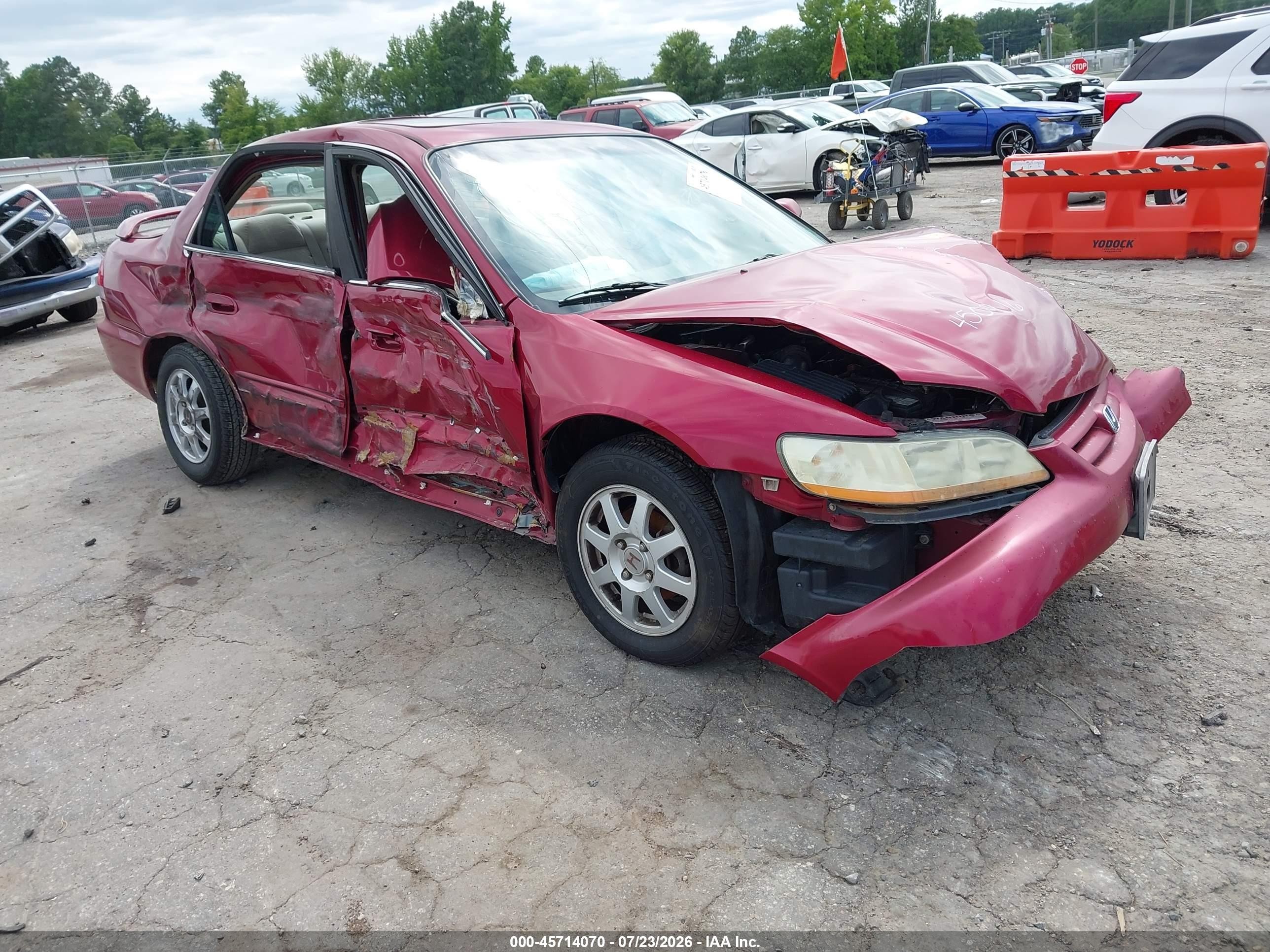 2002 Honda Accord 2.3 Se Red vin: 1HGCG56702A156497