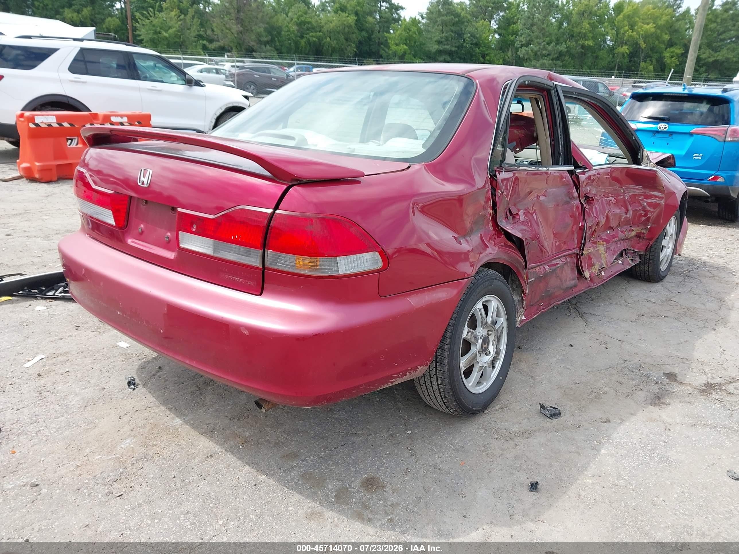 2002 Honda Accord 2.3 Se Красный vin: 1HGCG56702A156497