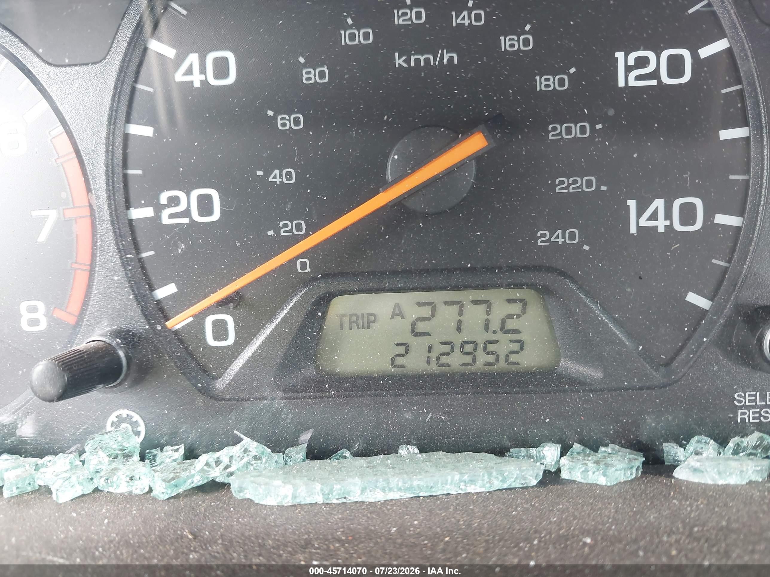 2002 Honda Accord 2.3 Se Красный vin: 1HGCG56702A156497