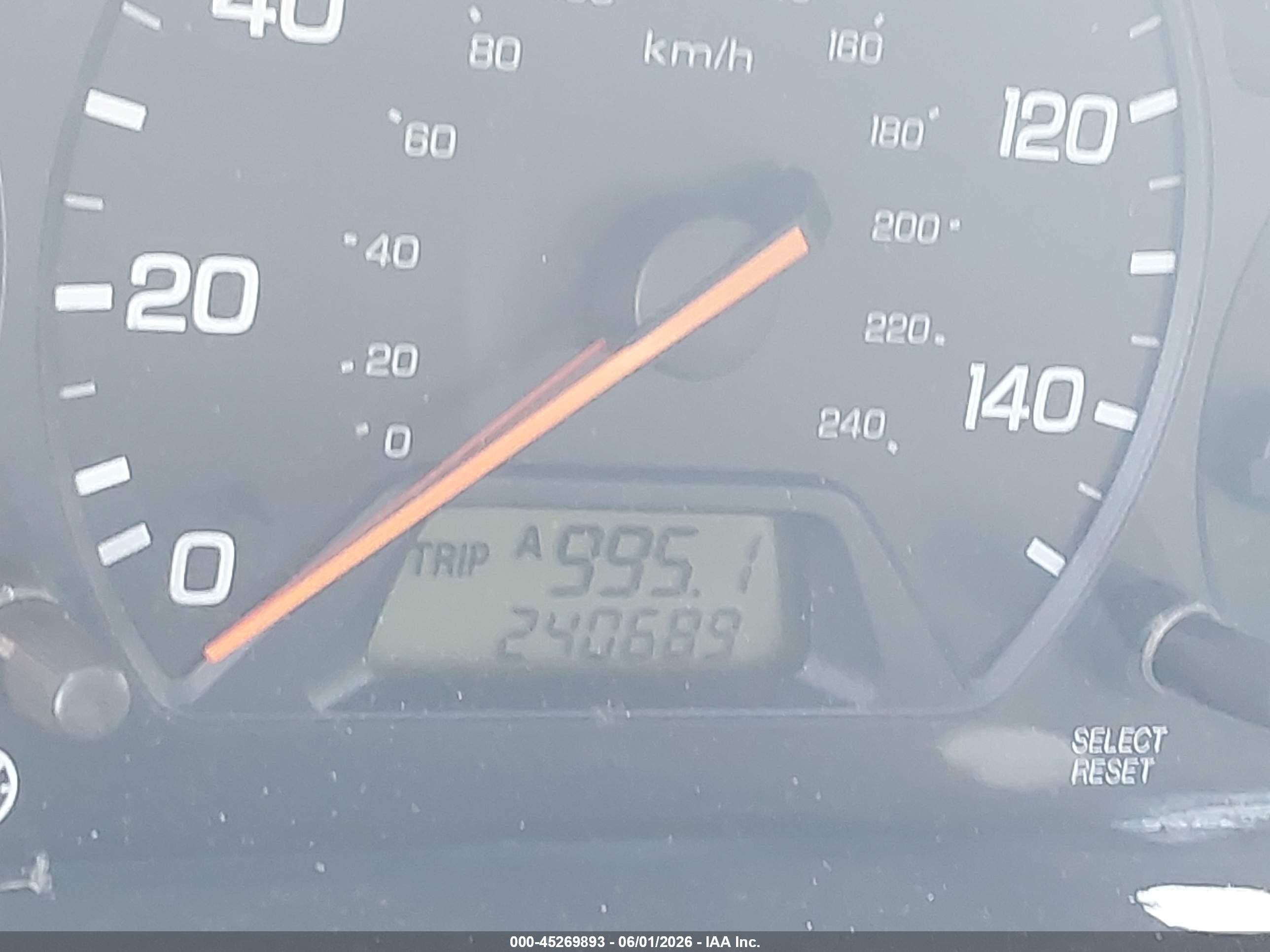 2002 Honda Accord 2.3 Se Silver vin: 1HGCG56712A003241