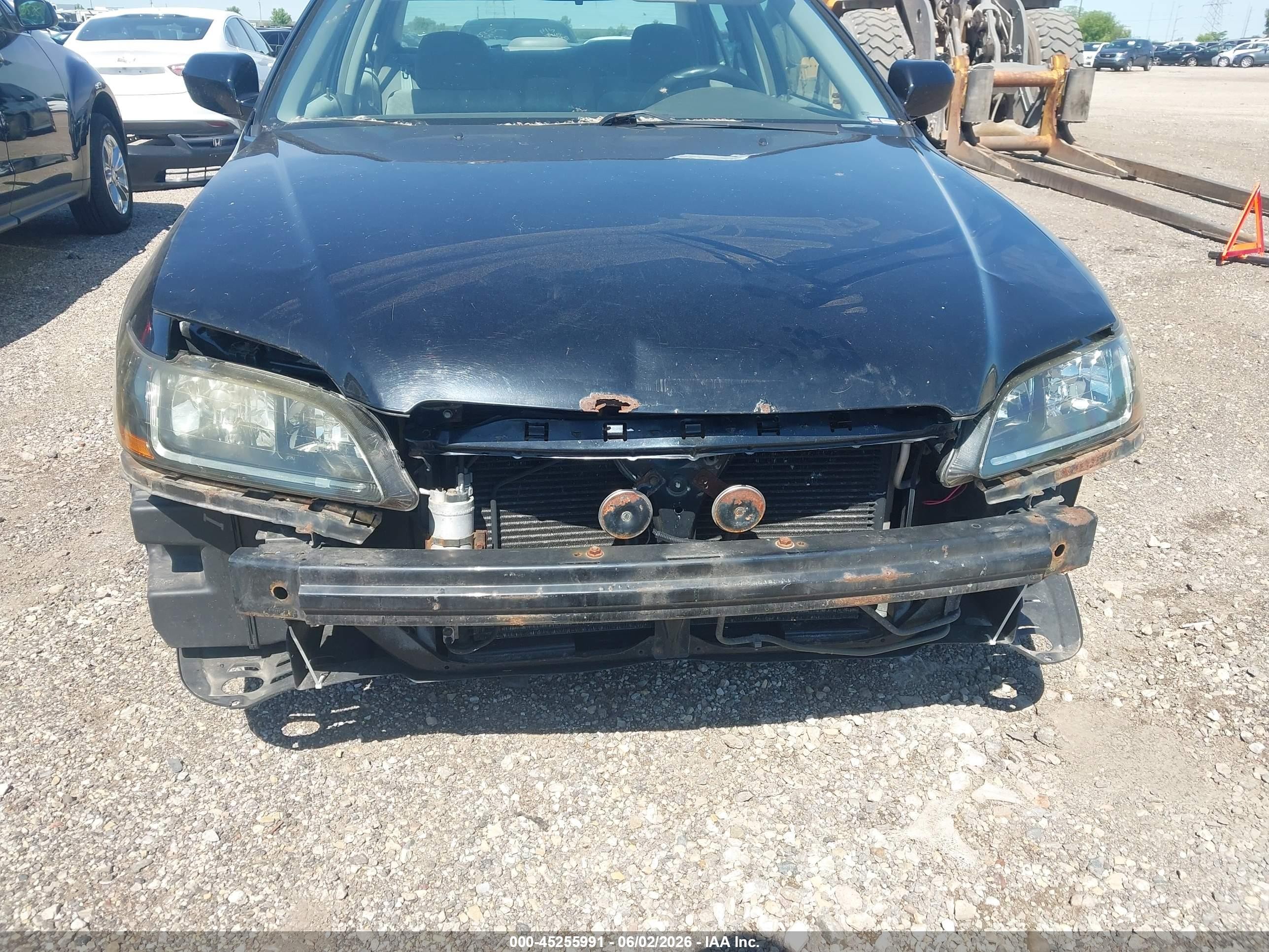 2002 Honda Accord 2.3 Se Black vin: 1HGCG56712A067019