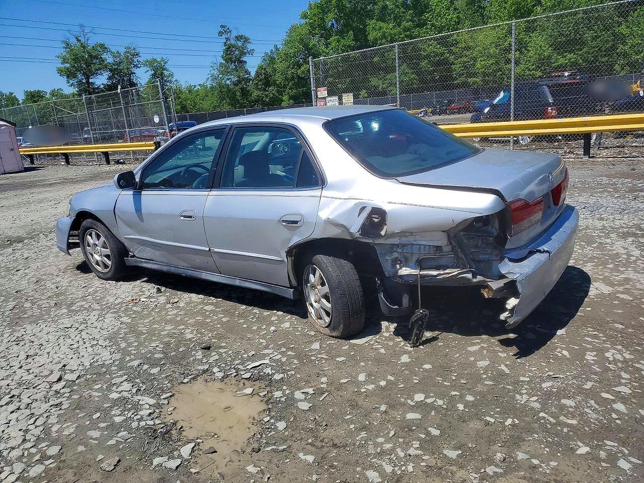 2002 Honda Accord Se Silver vin: 1HGCG56712A085097