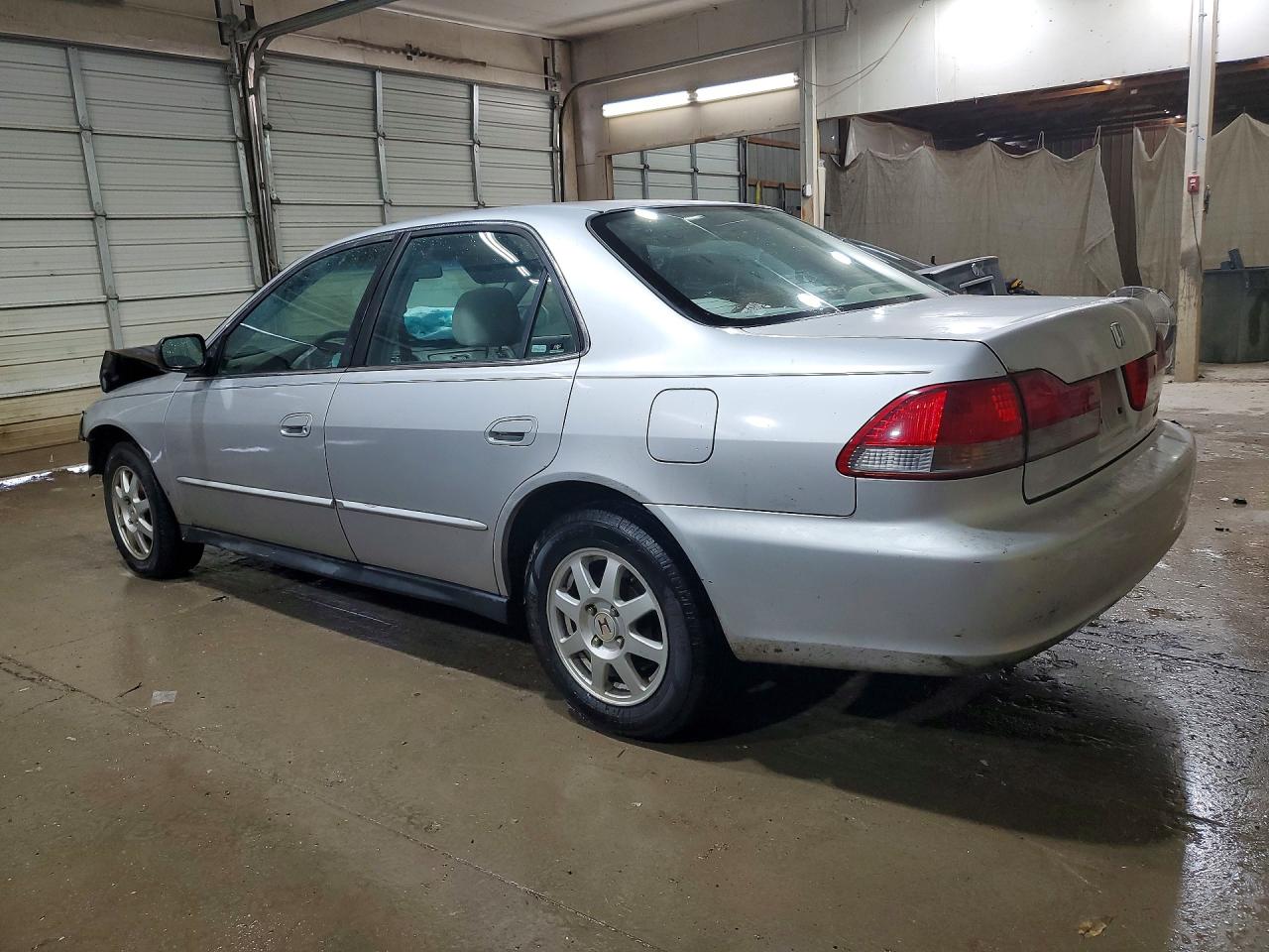 2002 Honda Accord Se Silver vin: 1HGCG56712A138137