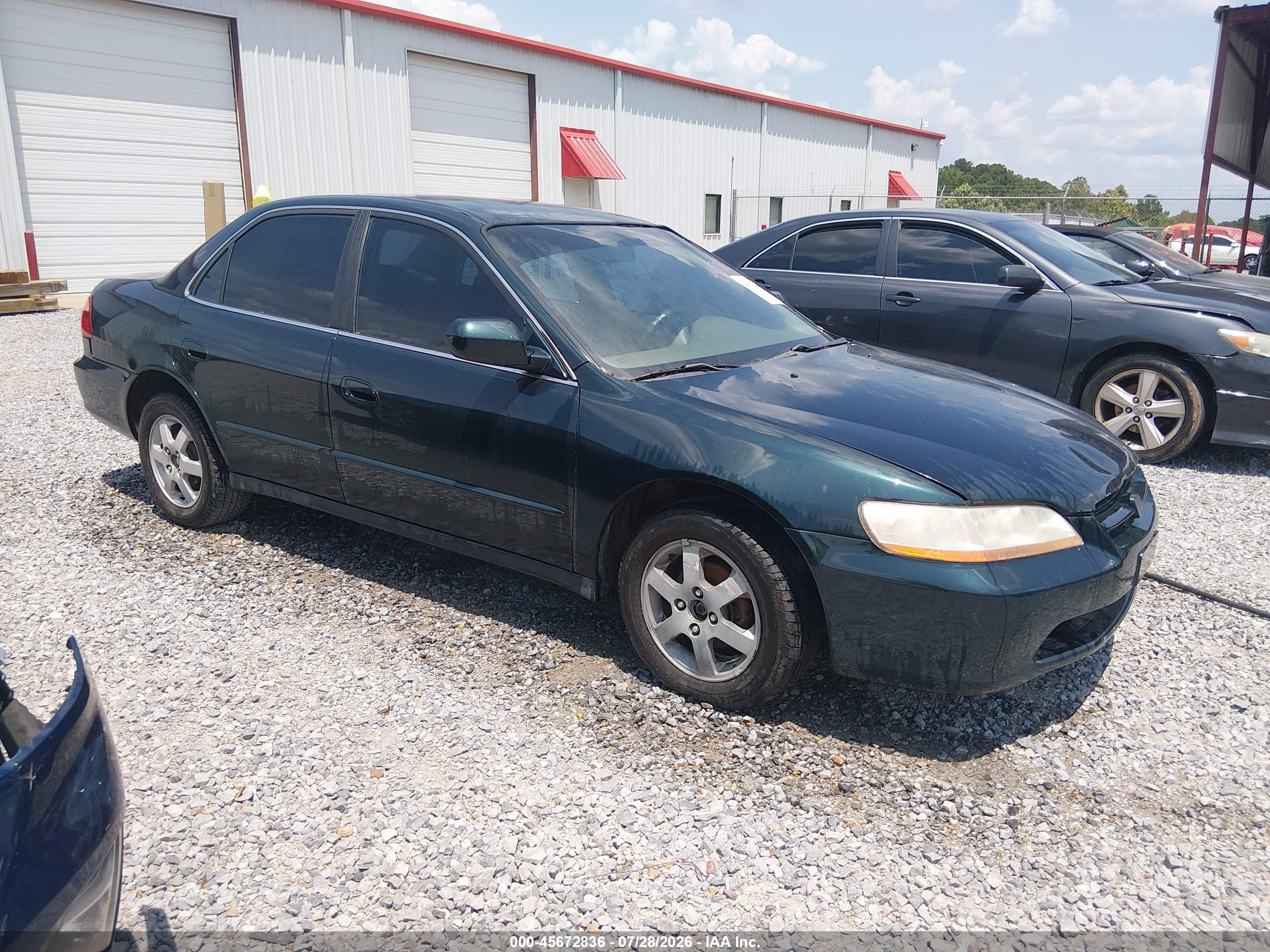1HGCG5671YA090468