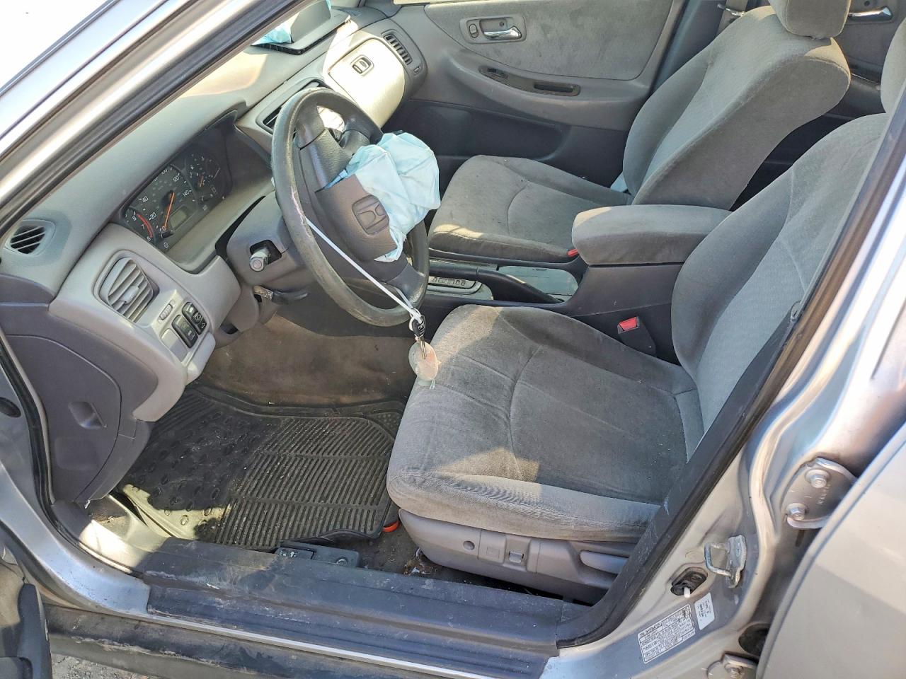 2002 Honda Accord Se Silver vin: 1HGCG56722A009453