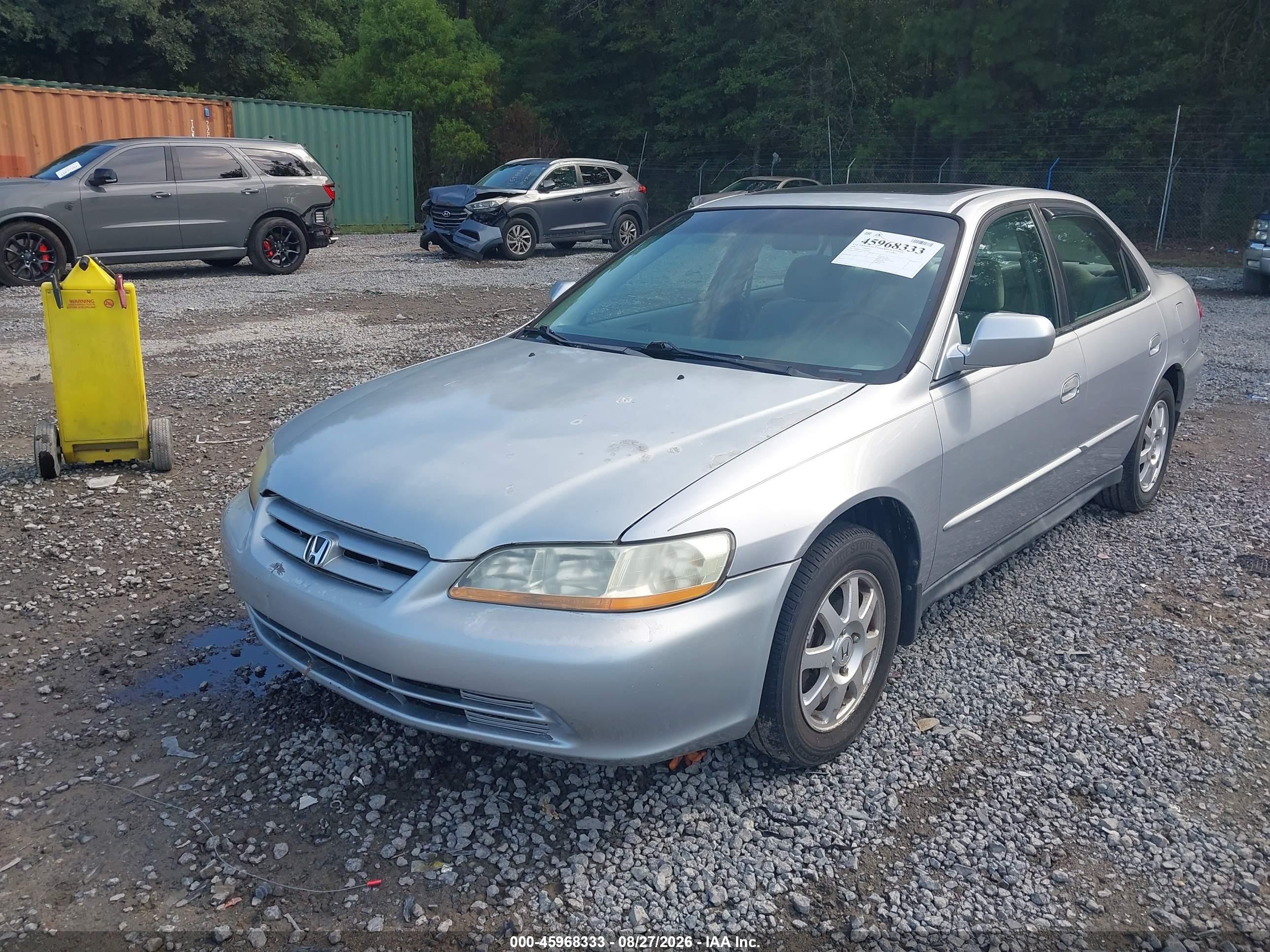 2002 Honda Accord 2.3 Se Silver vin: 1HGCG56722A024065