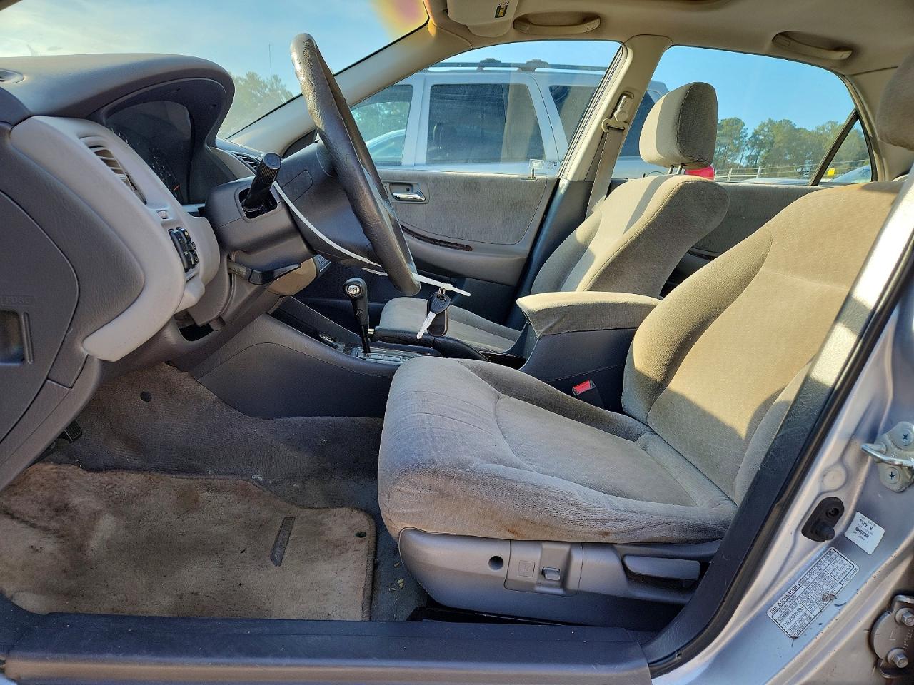2002 Honda Accord Se Silver vin: 1HGCG56722A101937