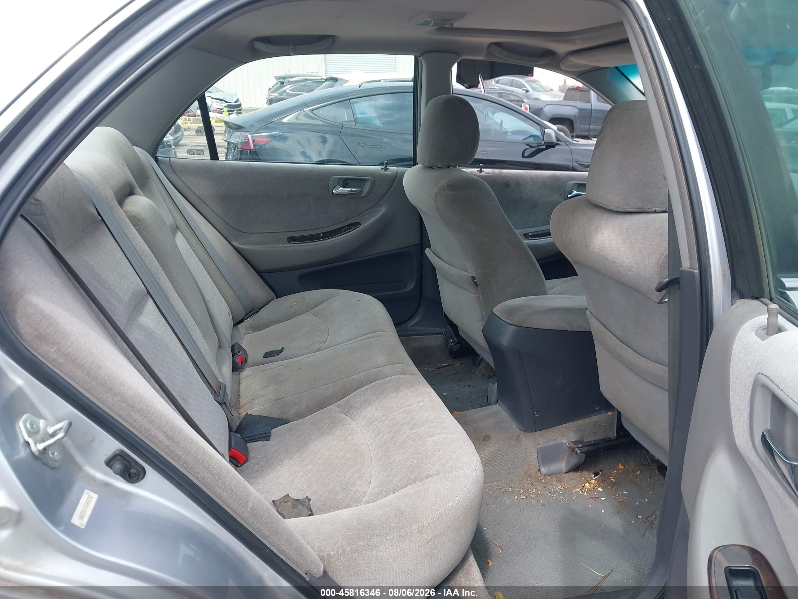 2002 Honda Accord 2.3 Se Silver vin: 1HGCG56732A093752