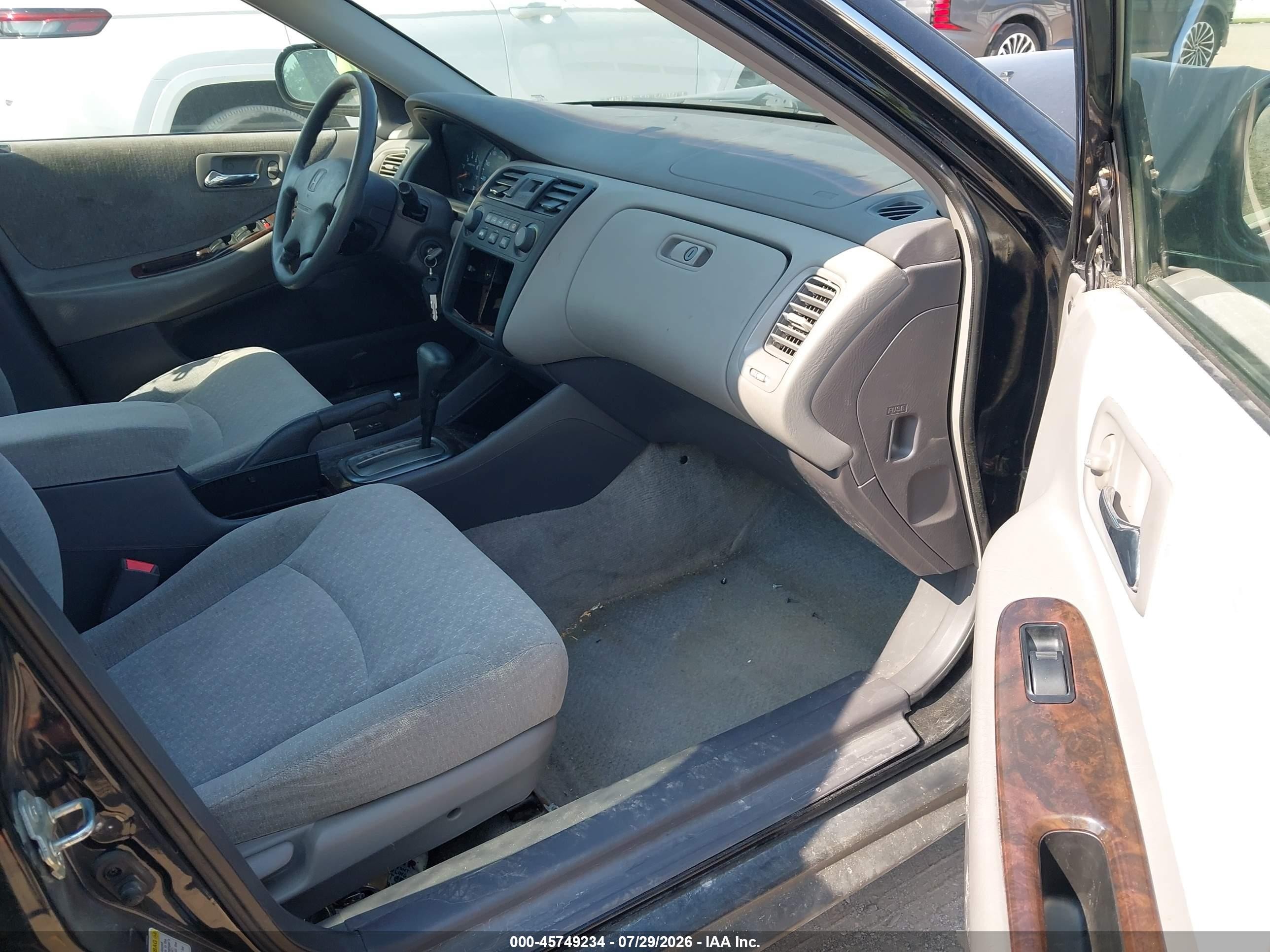 2002 Honda Accord 2.3 Se Black vin: 1HGCG56732A168885