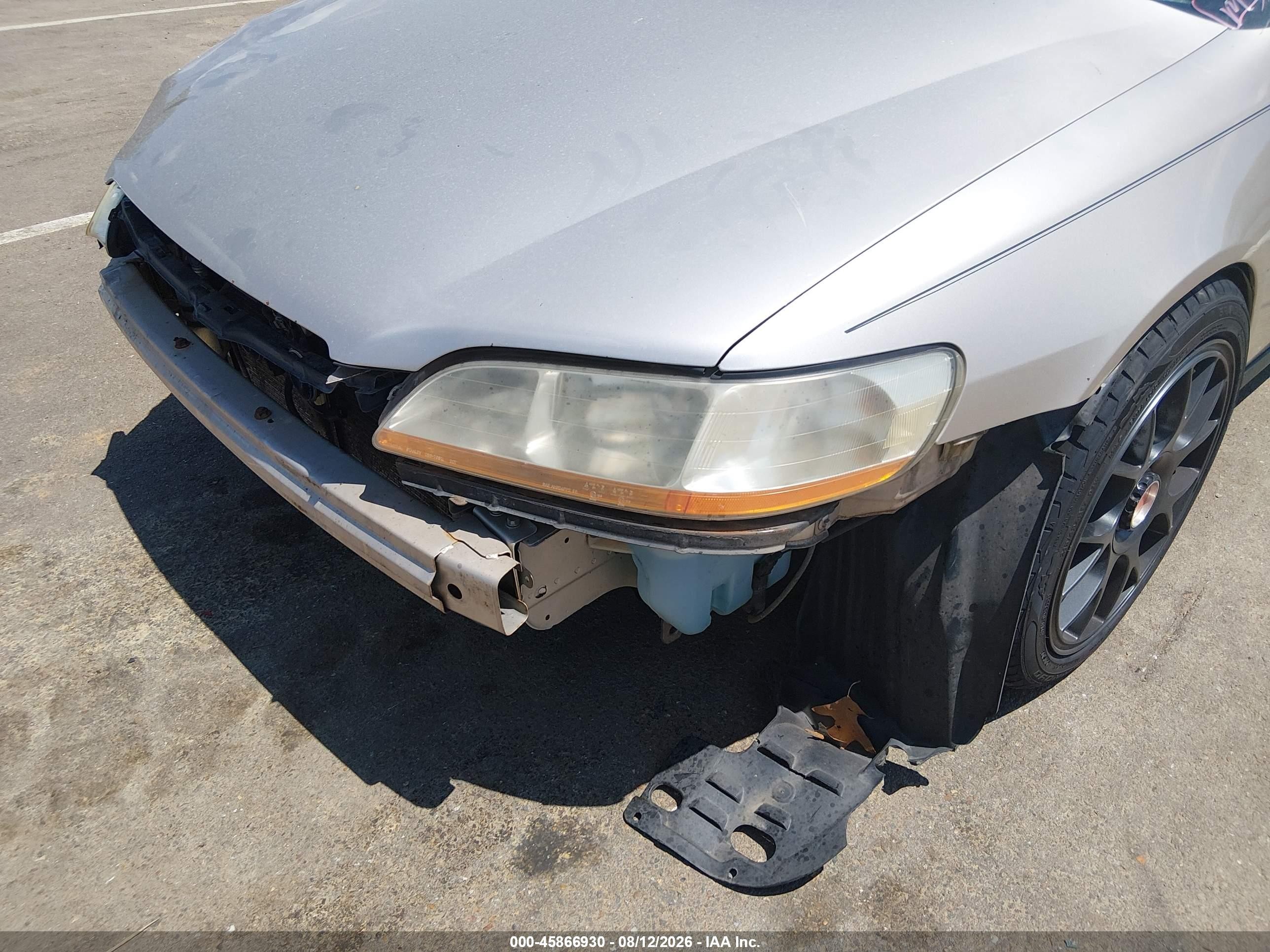 2000 Honda Accord 2.3 Se Tan vin: 1HGCG5673YA037898