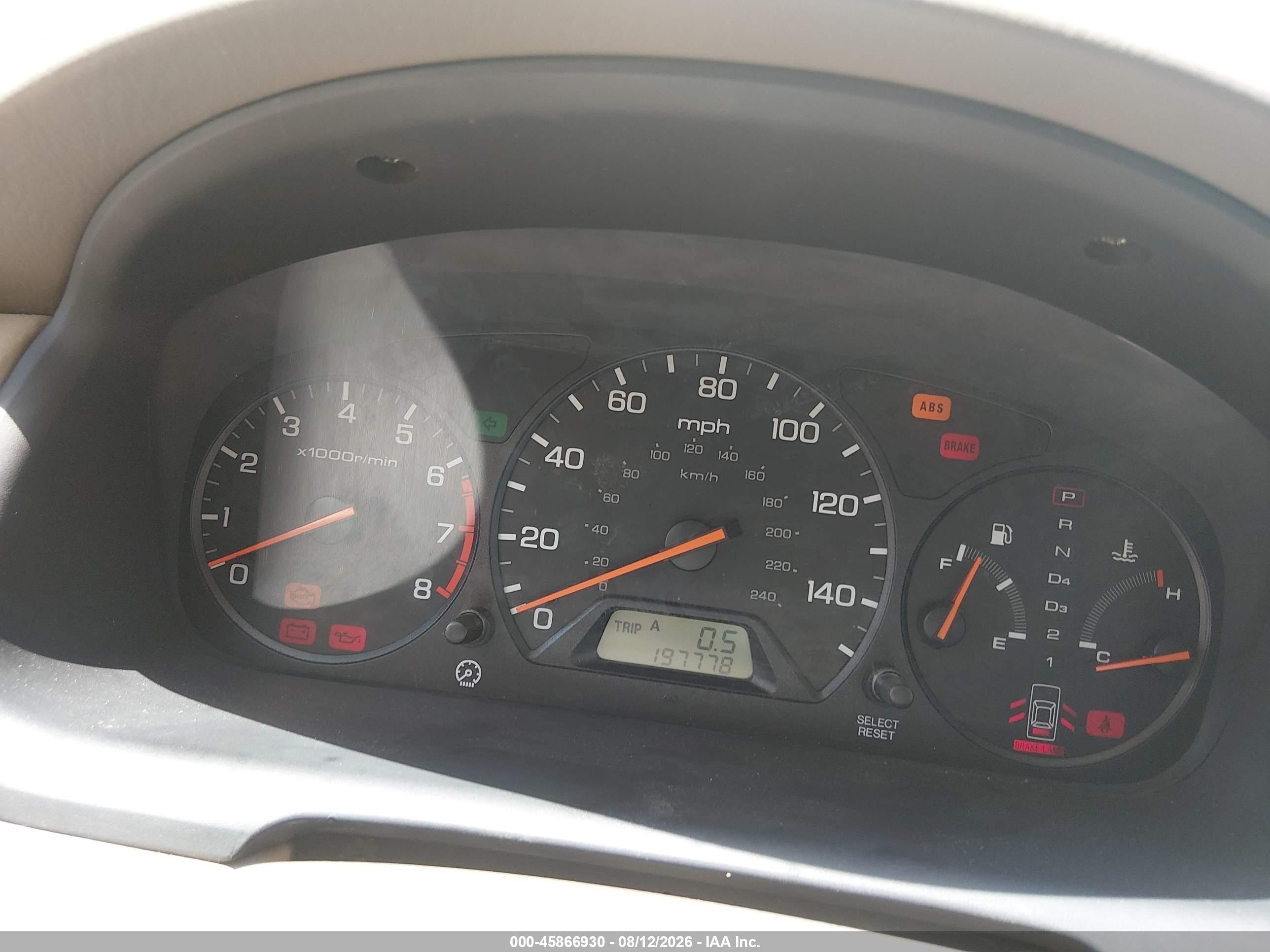 2000 Honda Accord 2.3 Se Tan vin: 1HGCG5673YA037898