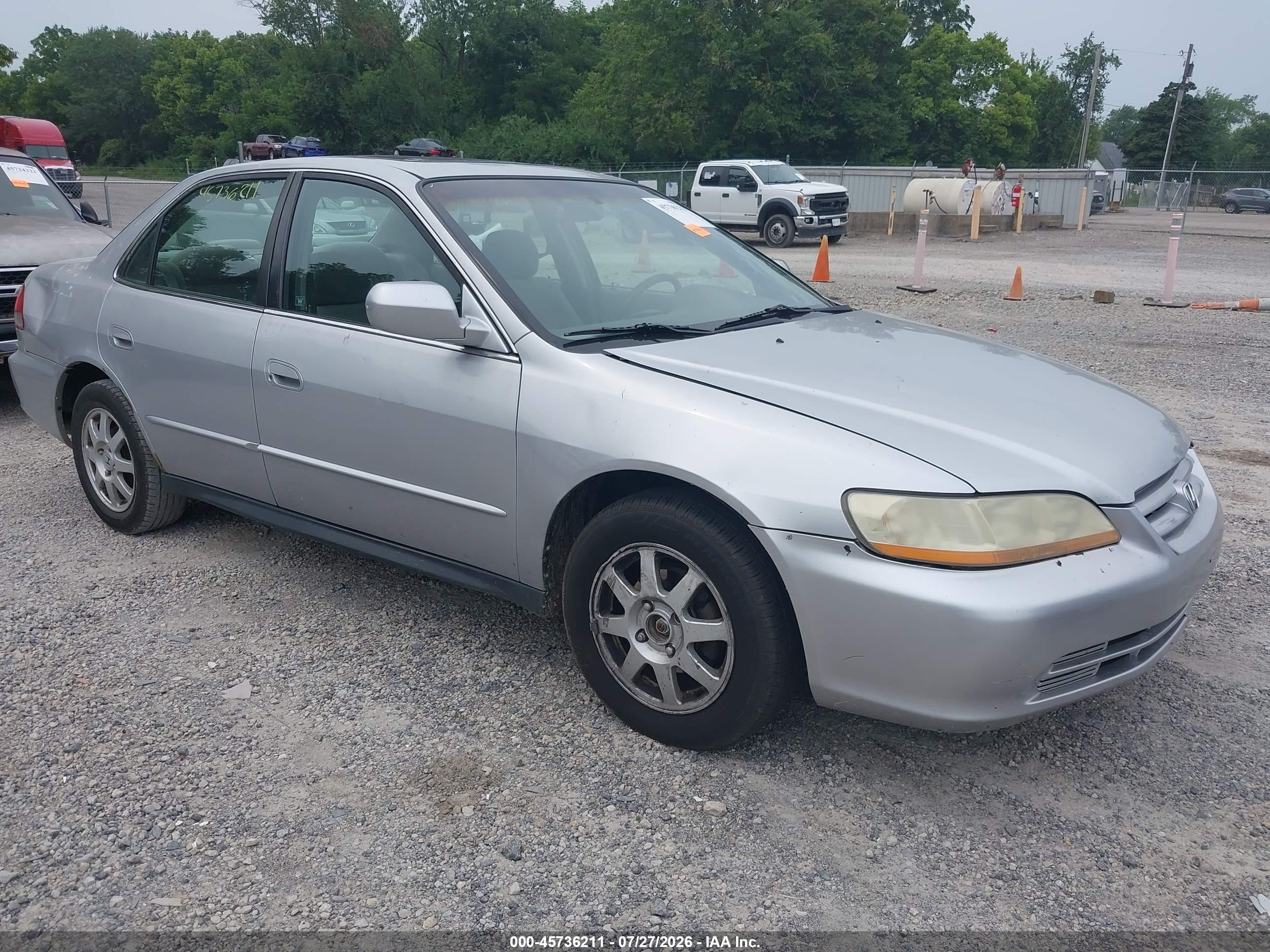 2002 Honda Accord 2.3 Se Silver vin: 1HGCG56742A000009
