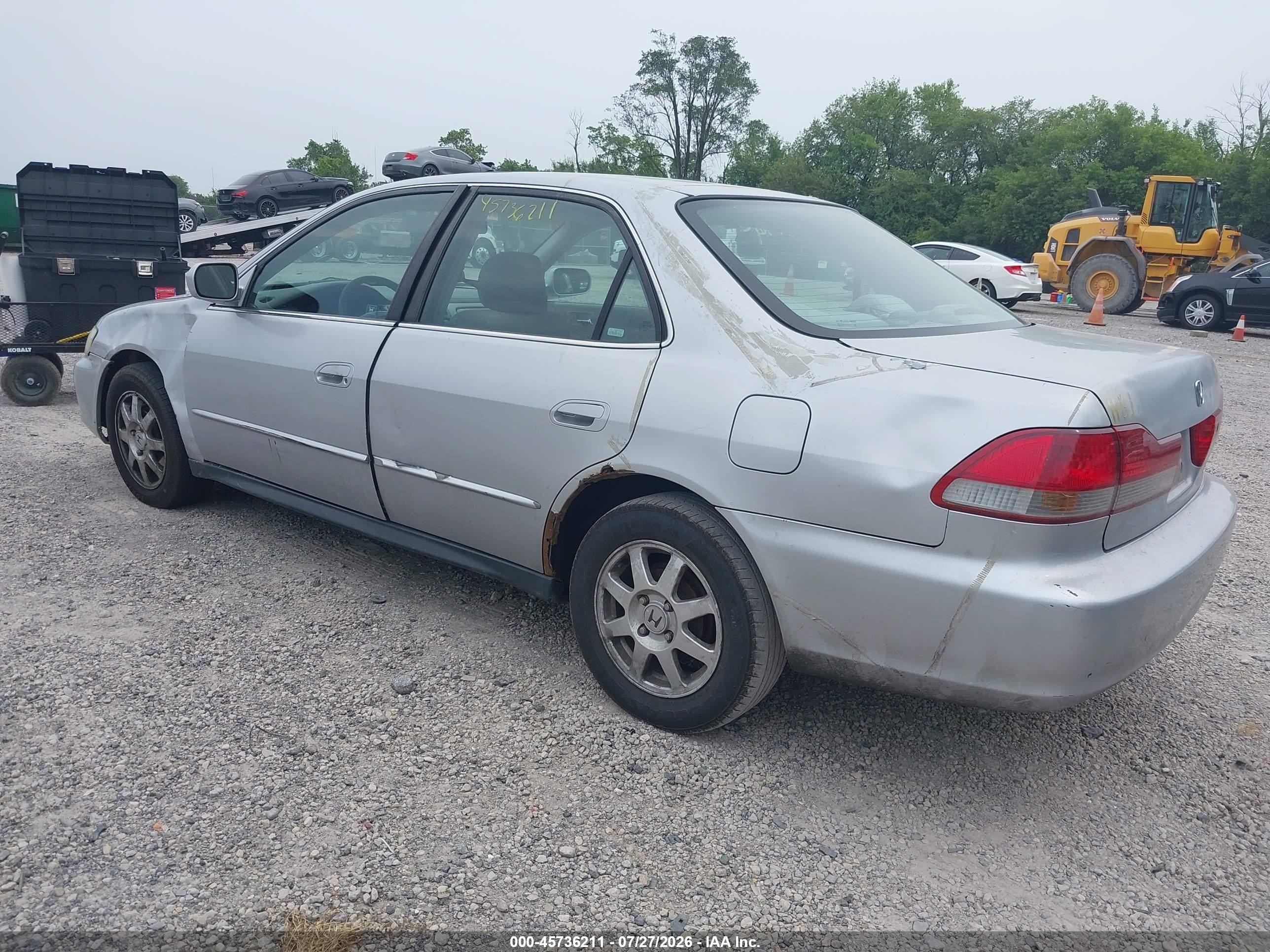 2002 Honda Accord 2.3 Se Silver vin: 1HGCG56742A000009