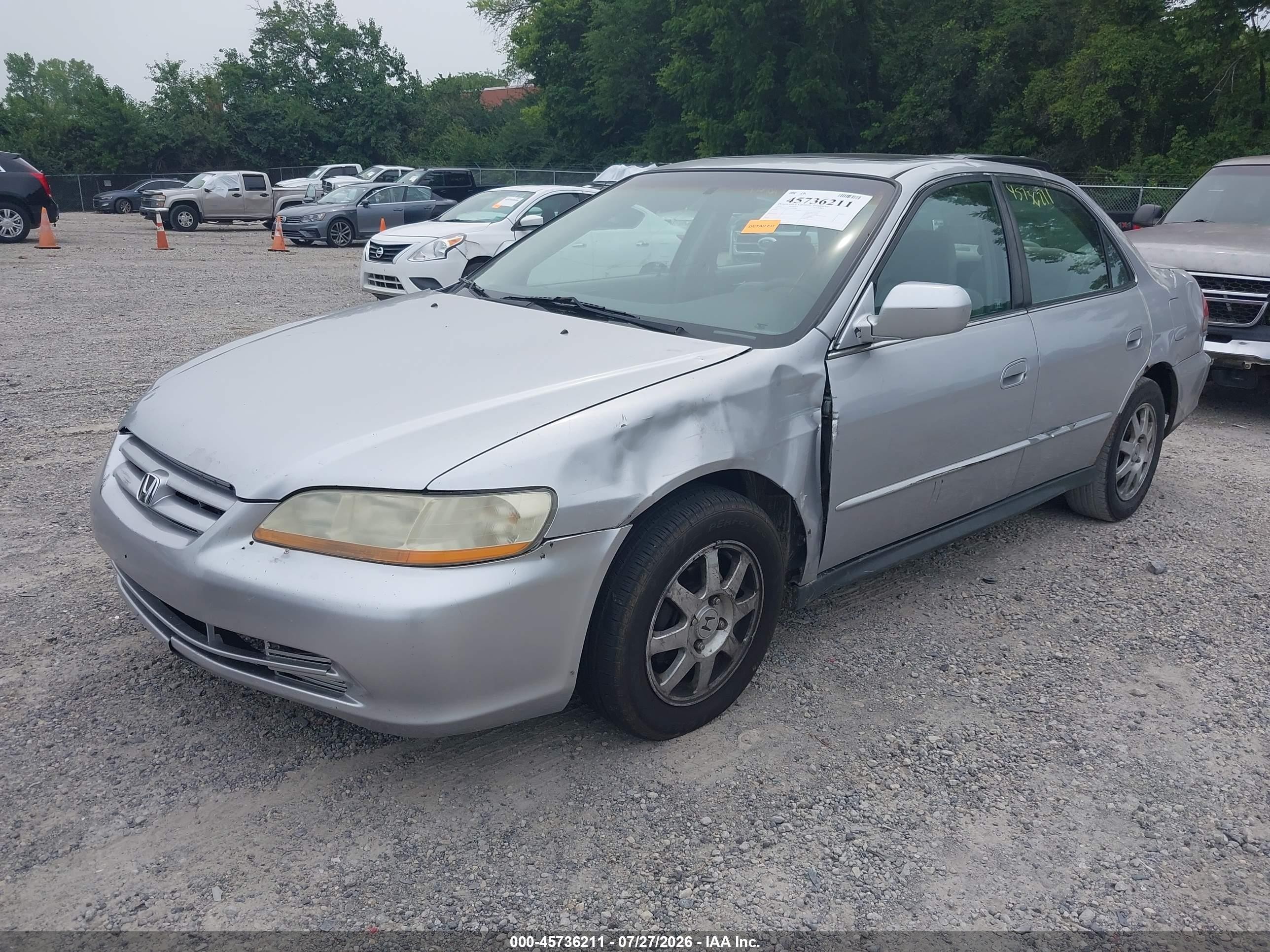 2002 Honda Accord 2.3 Se Silver vin: 1HGCG56742A000009