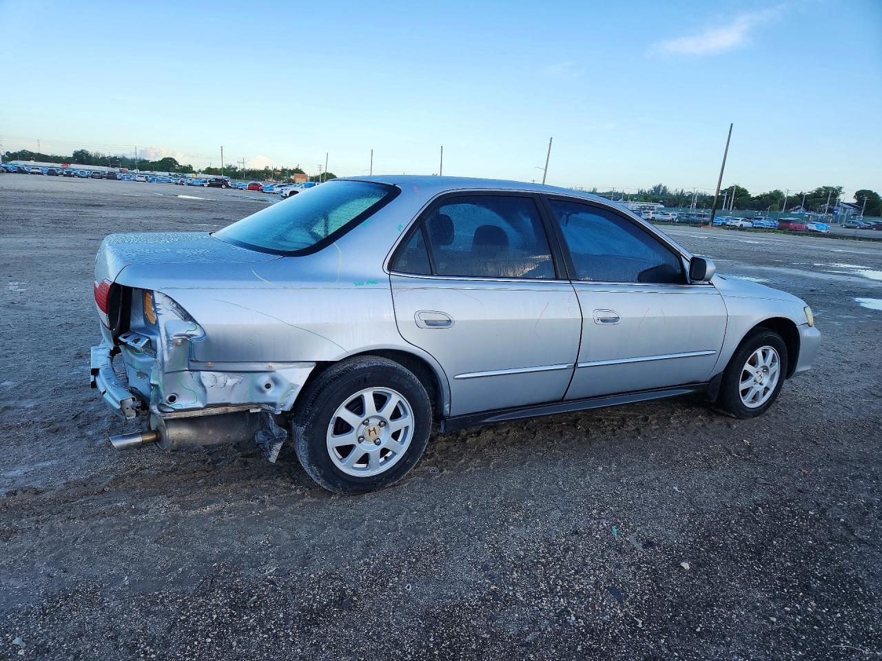 2002 Honda Accord Se Silver vin: 1HGCG56752A137041
