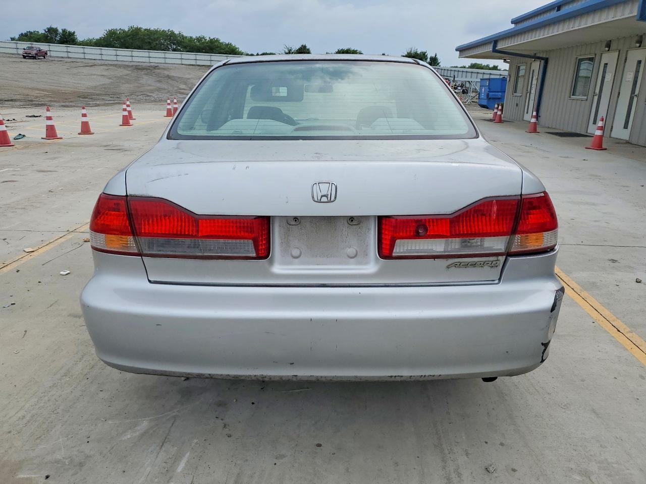 2002 Honda Accord Se Silver vin: 1HGCG56792A027335