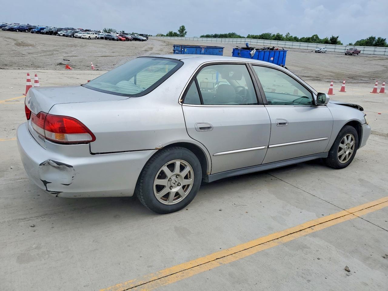 2002 Honda Accord Se Silver vin: 1HGCG56792A027335