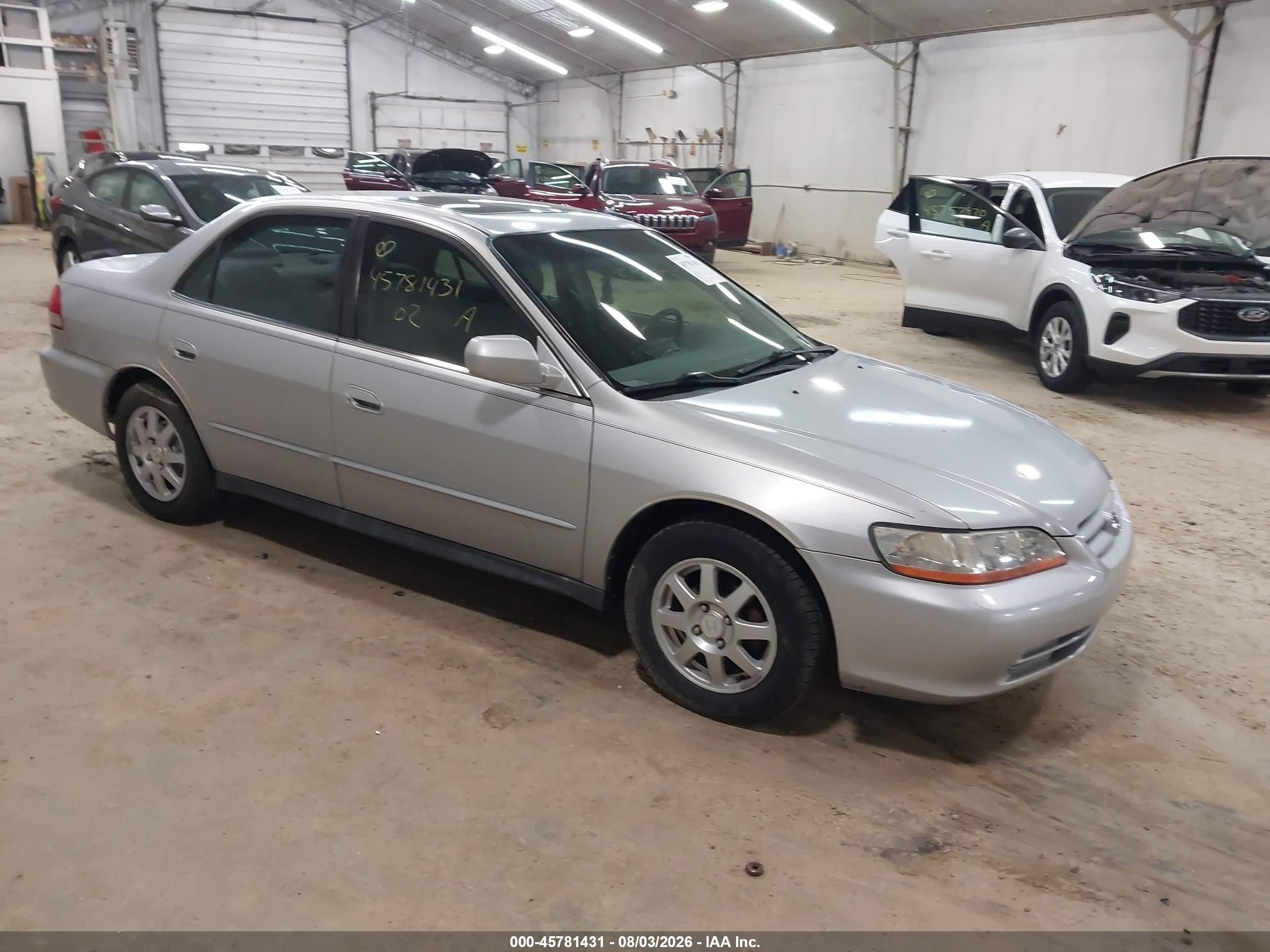 2002 Honda Accord 2.3 Se Silver vin: 1HGCG56792A172939