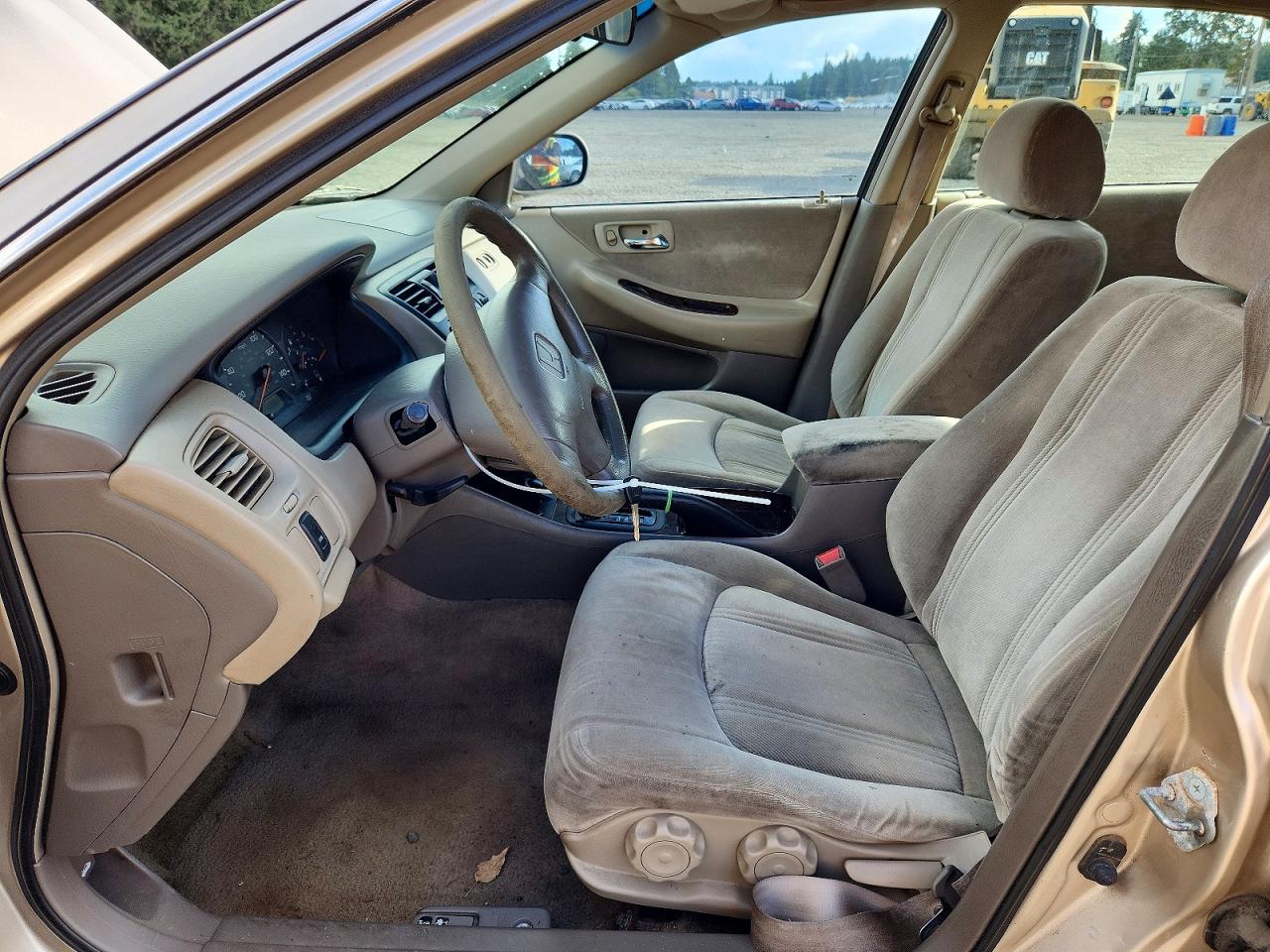 2000 Honda Accord Se Tan vin: 1HGCG5679YA080447
