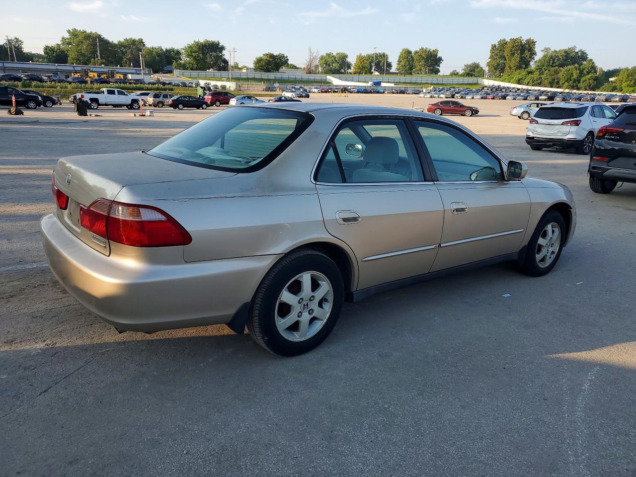 2000 Honda Accord Se Beige vin: 1HGCG567XYA039583