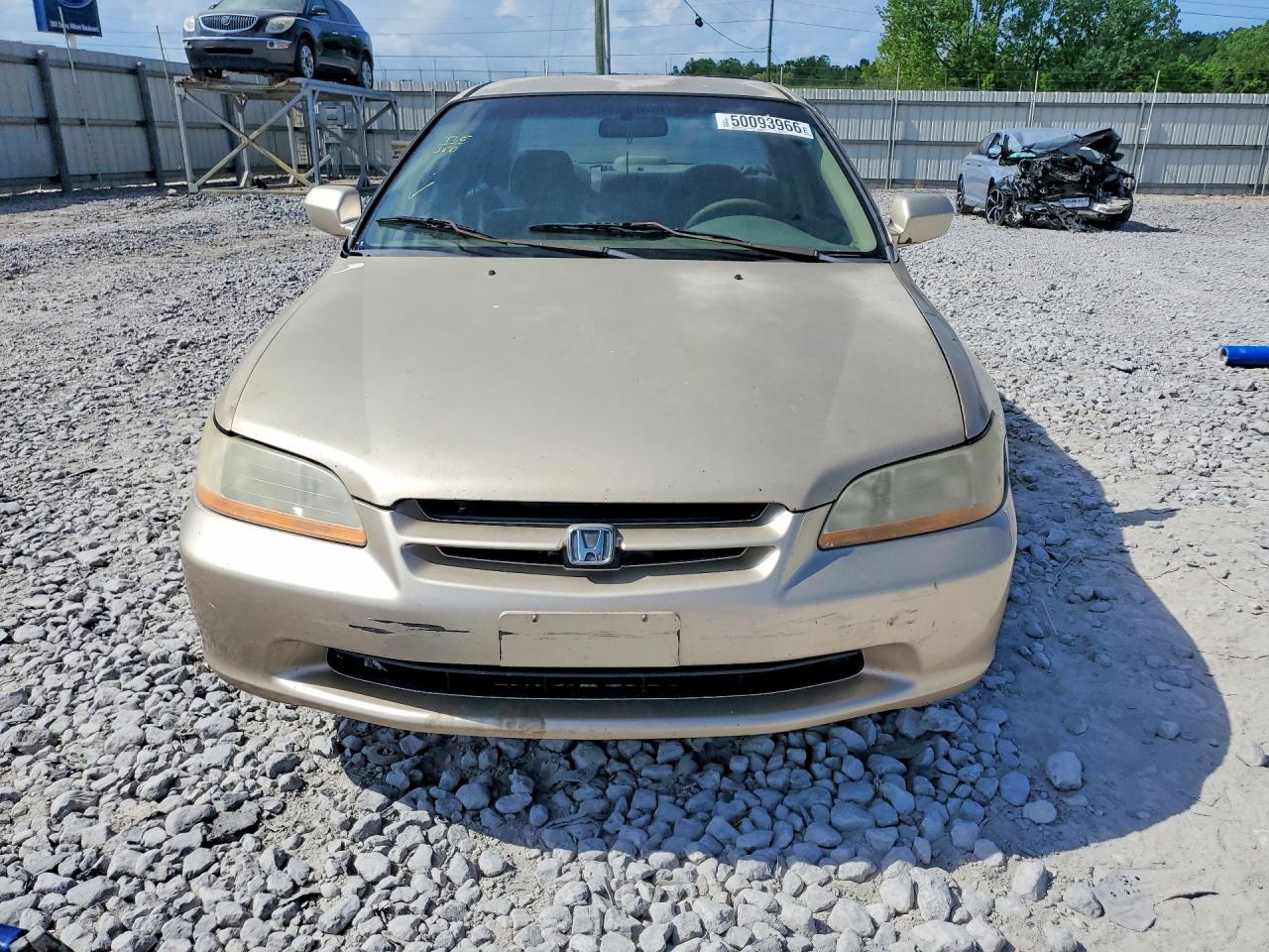 2000 Honda Accord Tan vin: 1HGCG567XYA073829