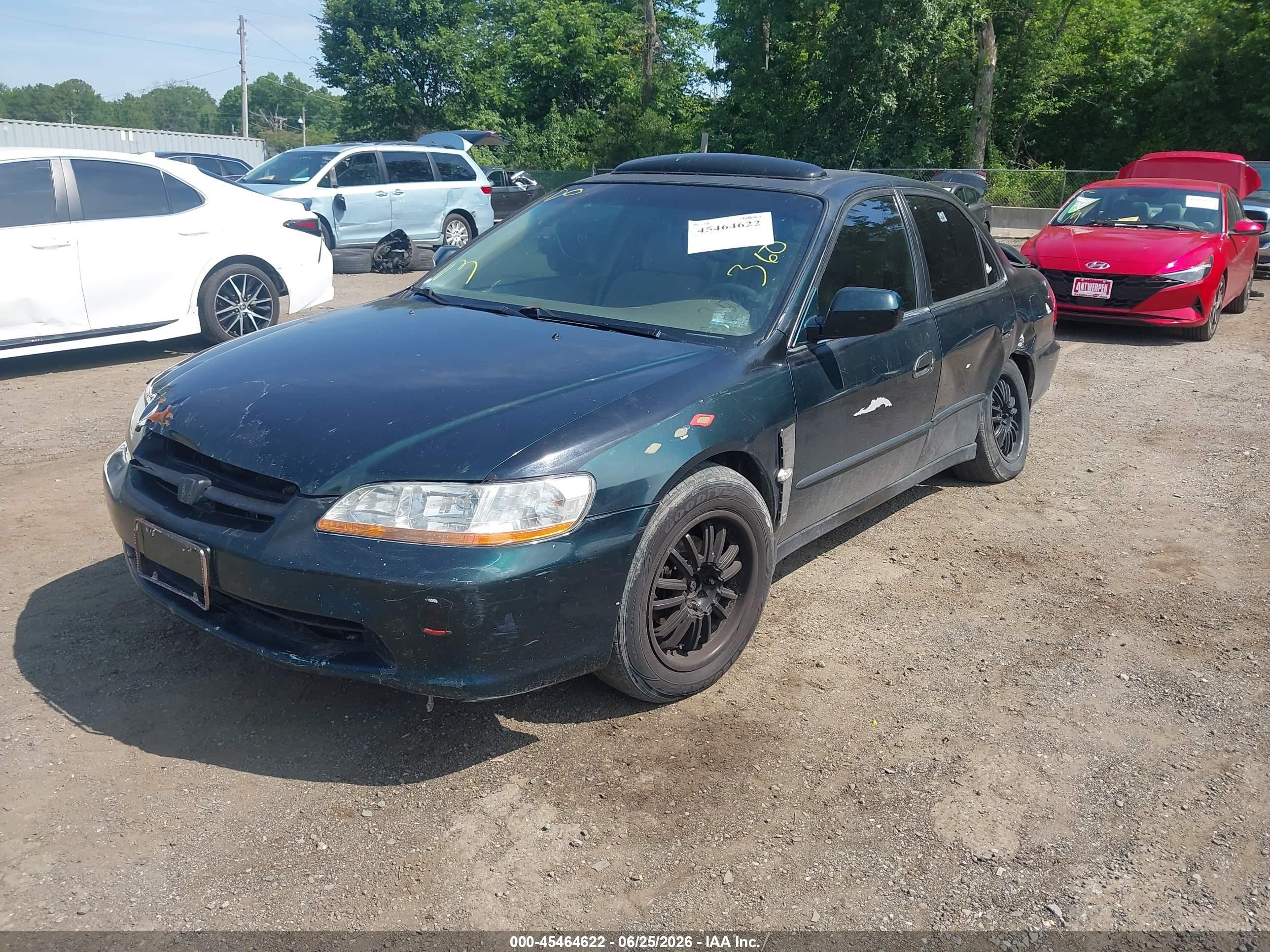 2000 Honda Accord 2.3 Lx Зеленый vin: 1HGCG6551YA111633