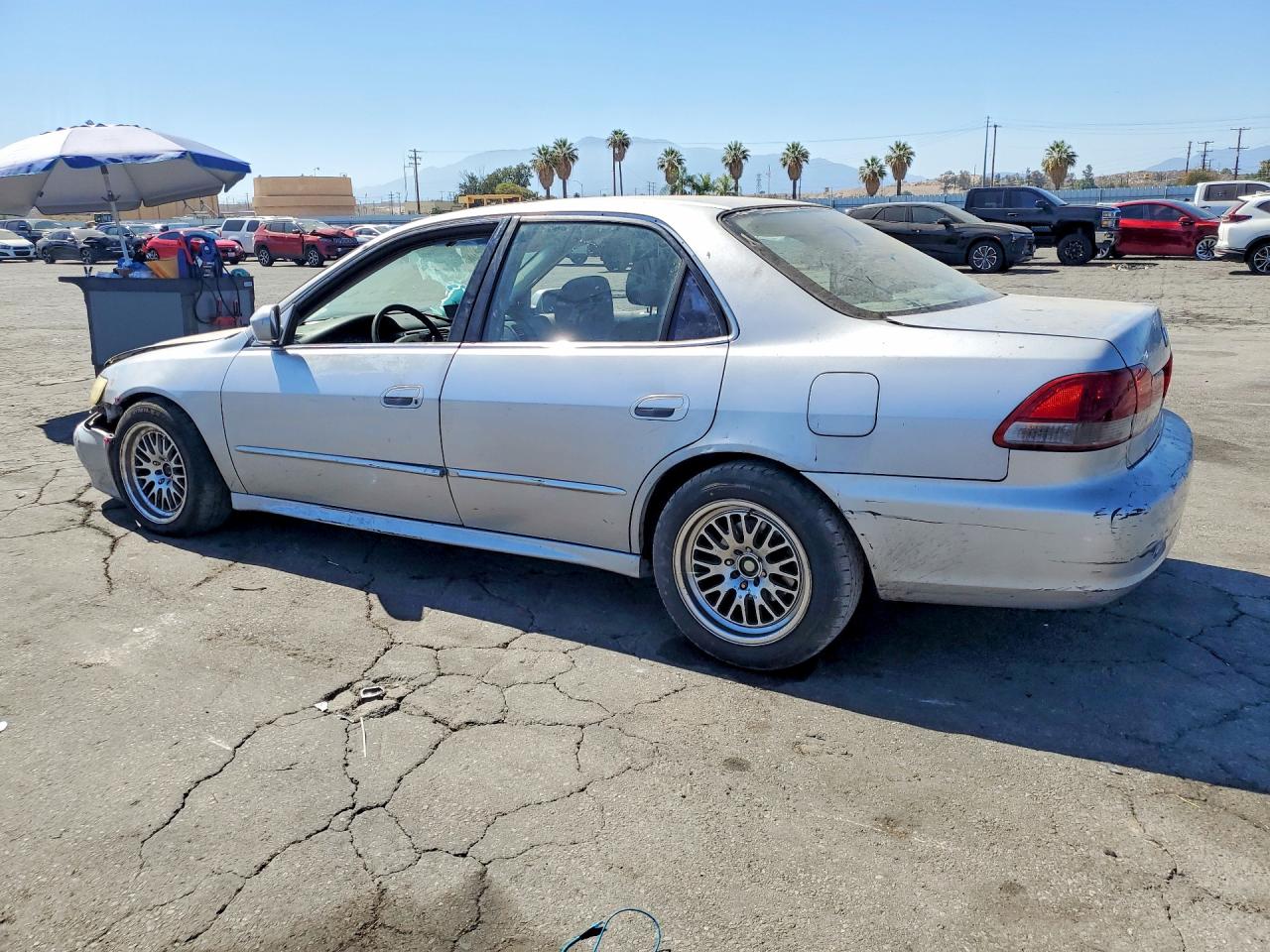 2001 Honda Accord Ex Silver vin: 1HGCG65811A081274
