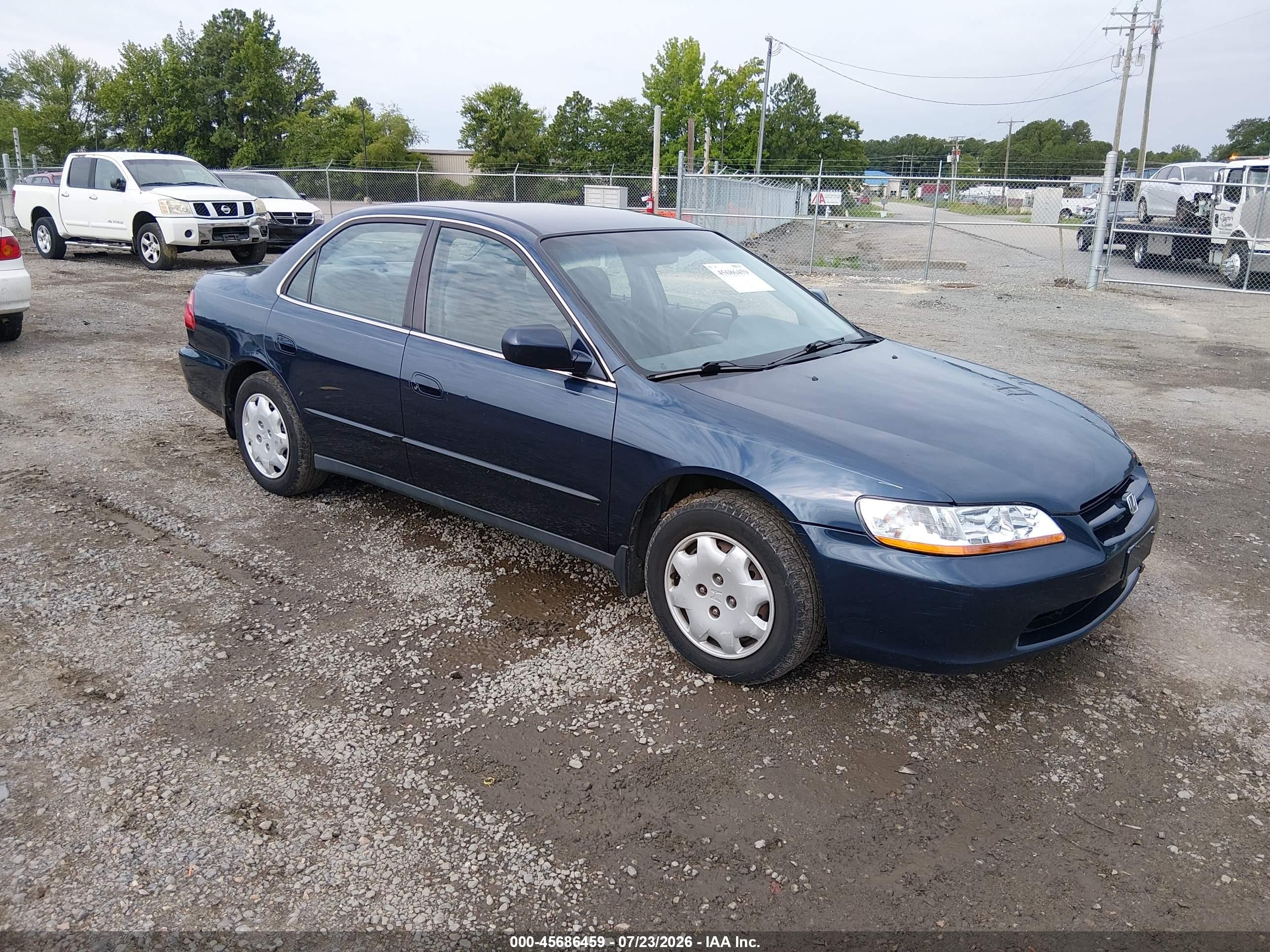 2000 Honda Accord 2.3 Lx Blue vin: 1HGCG6650YA001736