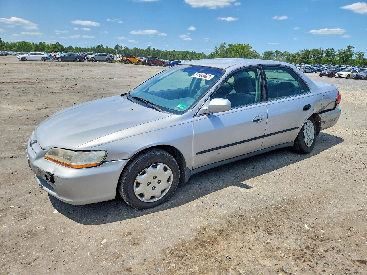 2000 Honda Accord Lx Серебряный vin: 1HGCG6651YA025575