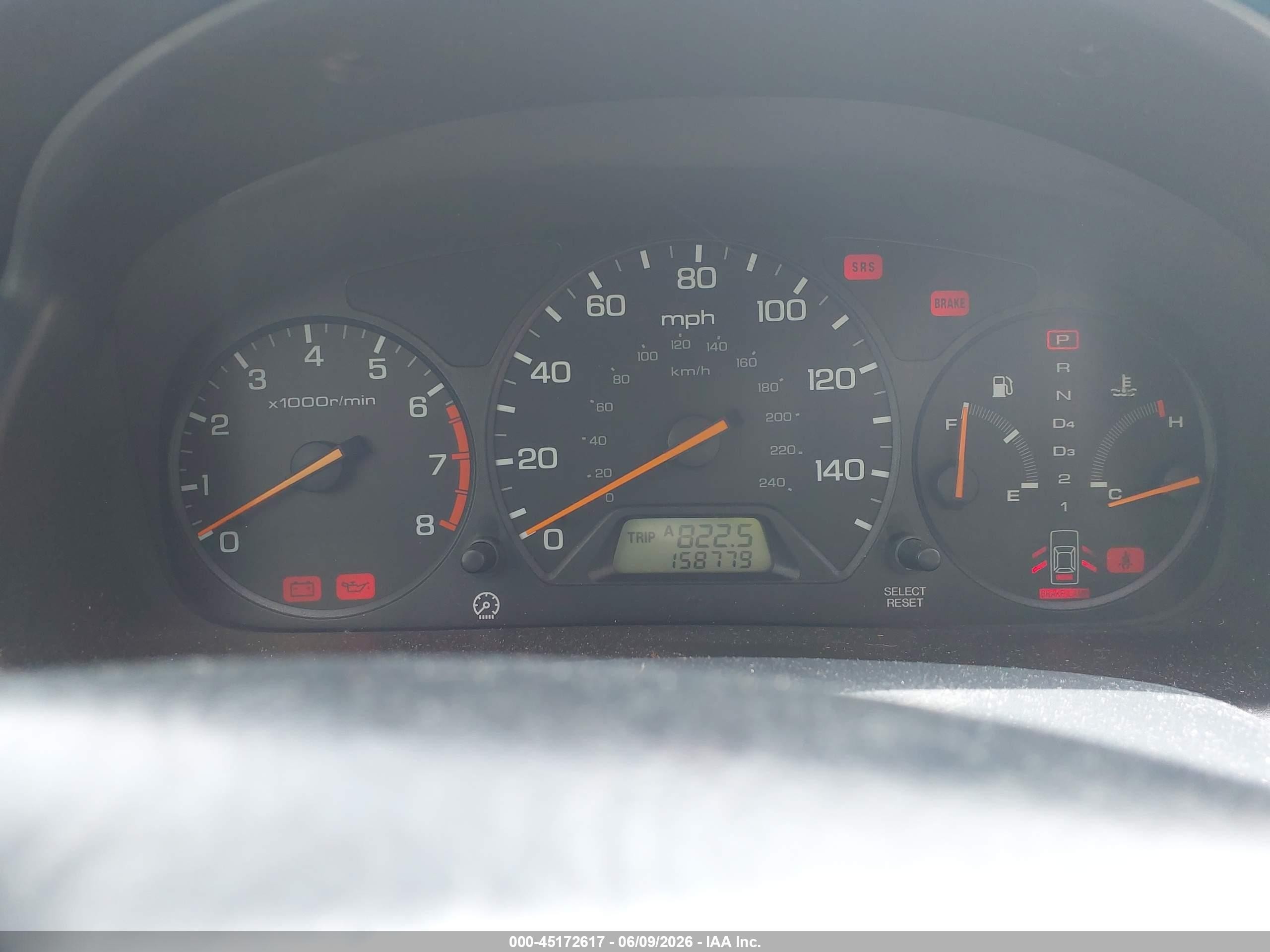 2000 Honda Accord 2.3 Lx Silver vin: 1HGCG6651YA147367