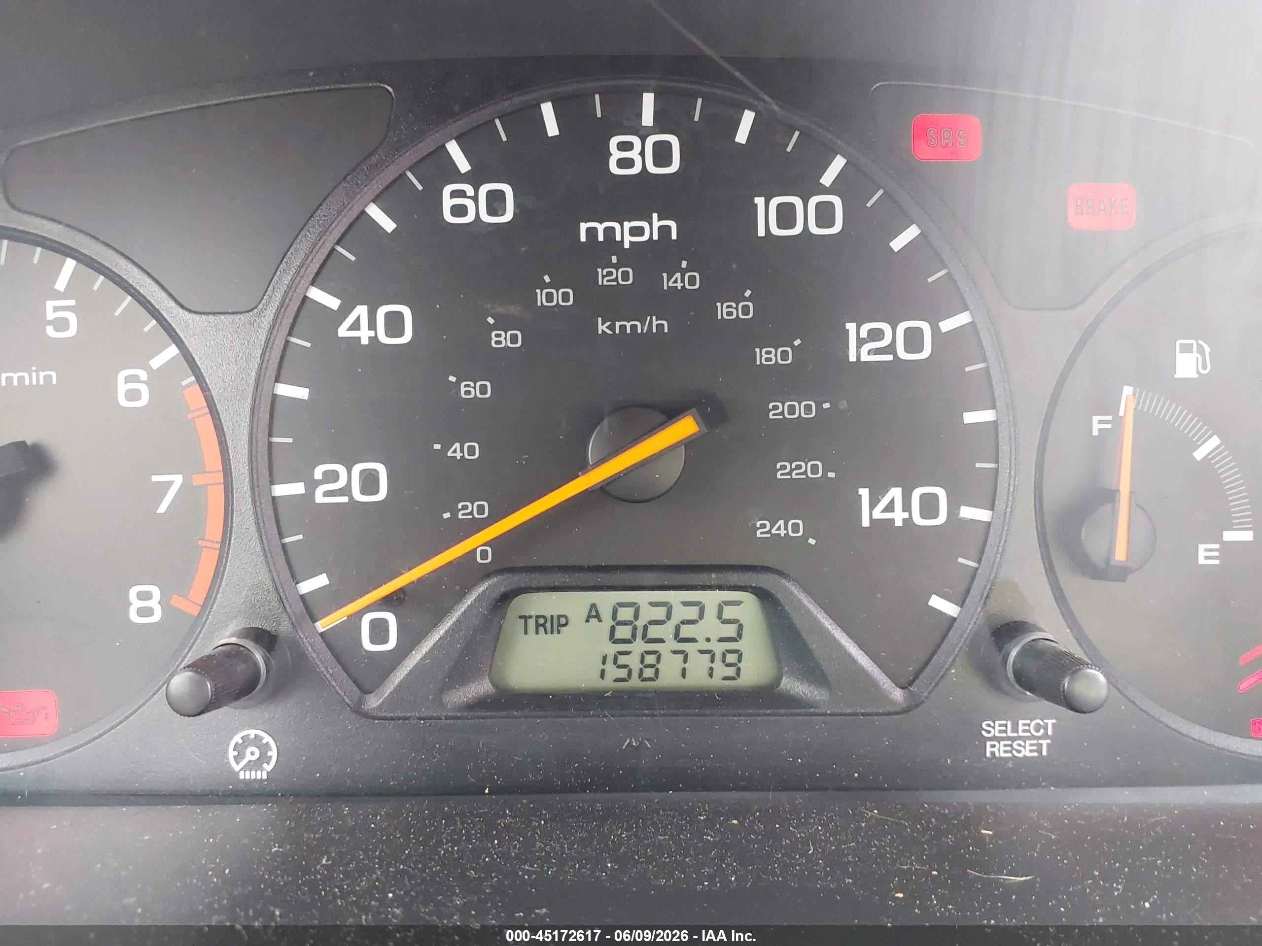 2000 Honda Accord 2.3 Lx Silver vin: 1HGCG6651YA147367