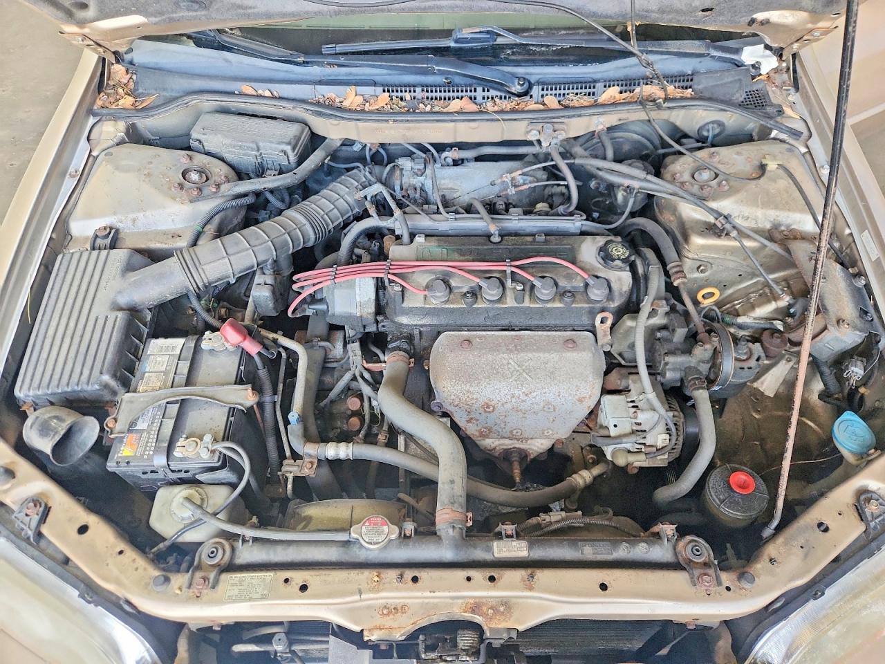 2001 Honda Accord Lx Tan vin: 1HGCG66521A052600