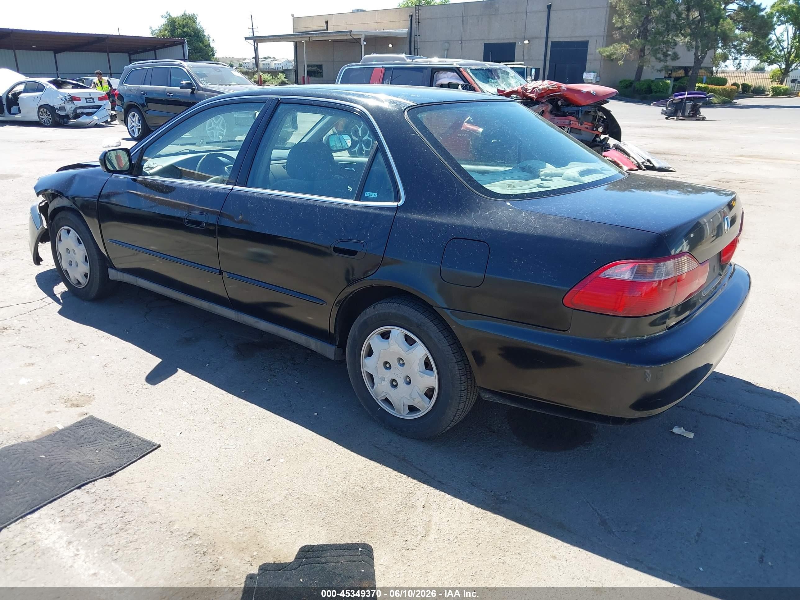 2000 Honda Accord 2.3 Lx Черный vin: 1HGCG6653YA099046