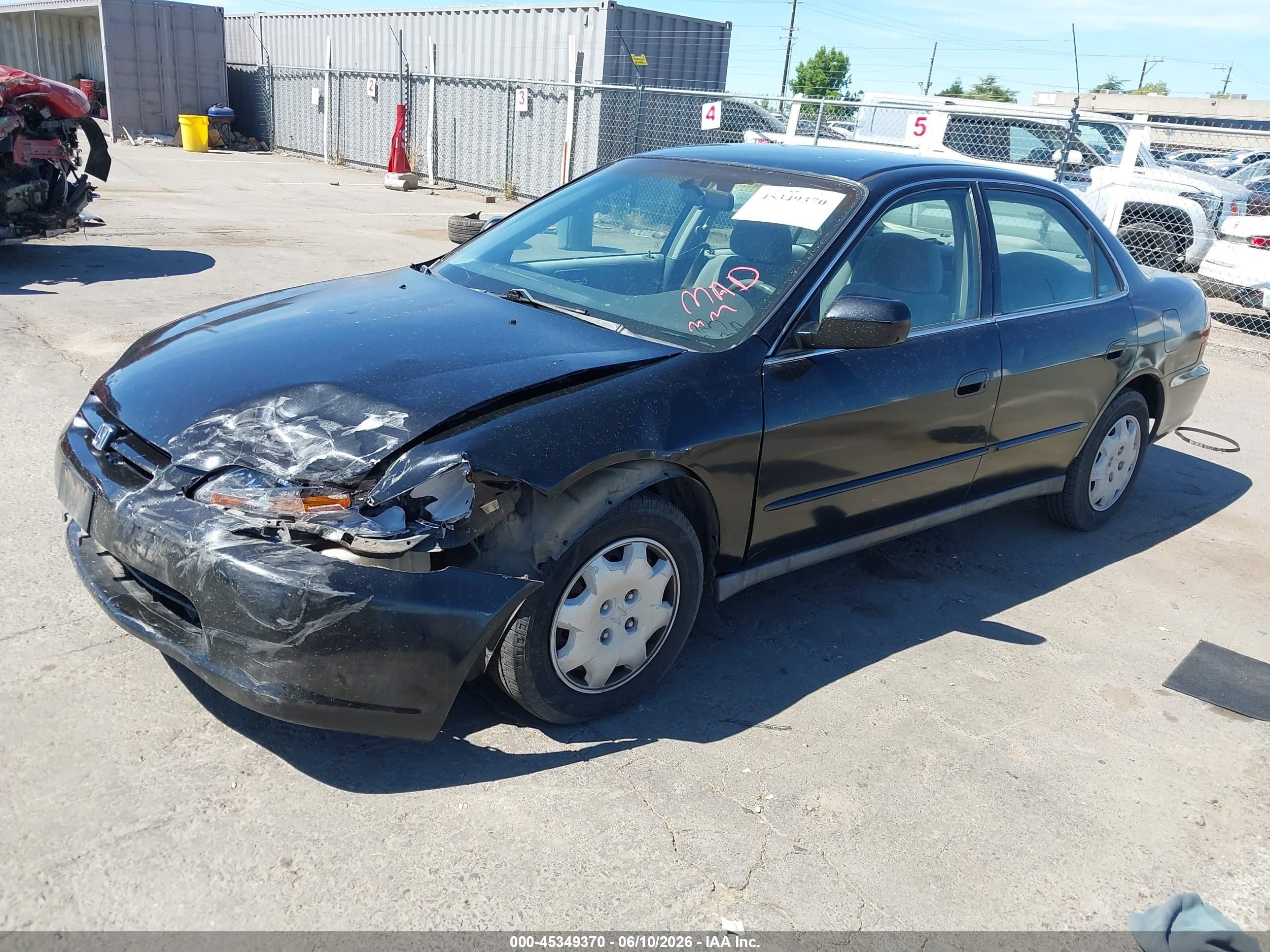 2000 Honda Accord 2.3 Lx Черный vin: 1HGCG6653YA099046