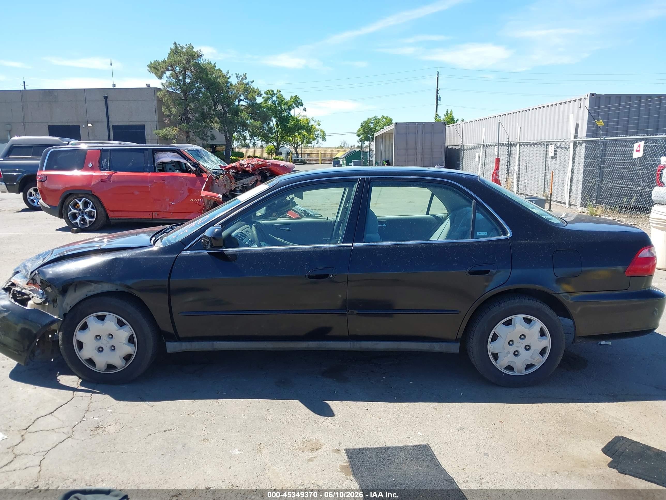 2000 Honda Accord 2.3 Lx Черный vin: 1HGCG6653YA099046