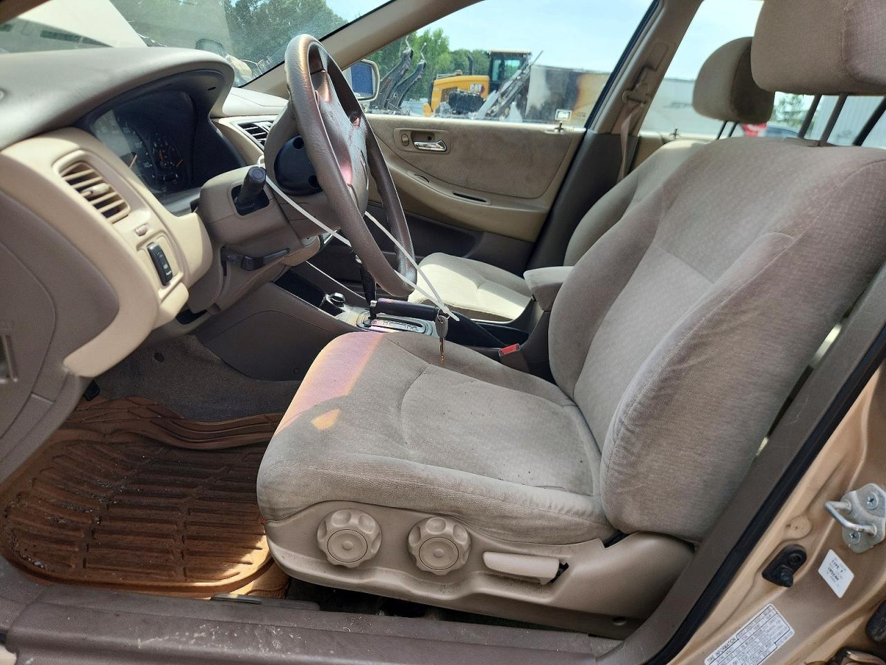 2002 Honda Accord Lx Gold vin: 1HGCG66542A075748