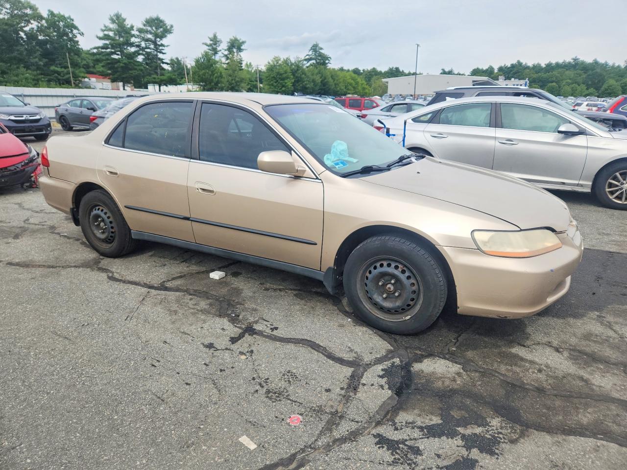 2000 Honda Accord Lx Gold vin: 1HGCG6654YA065844