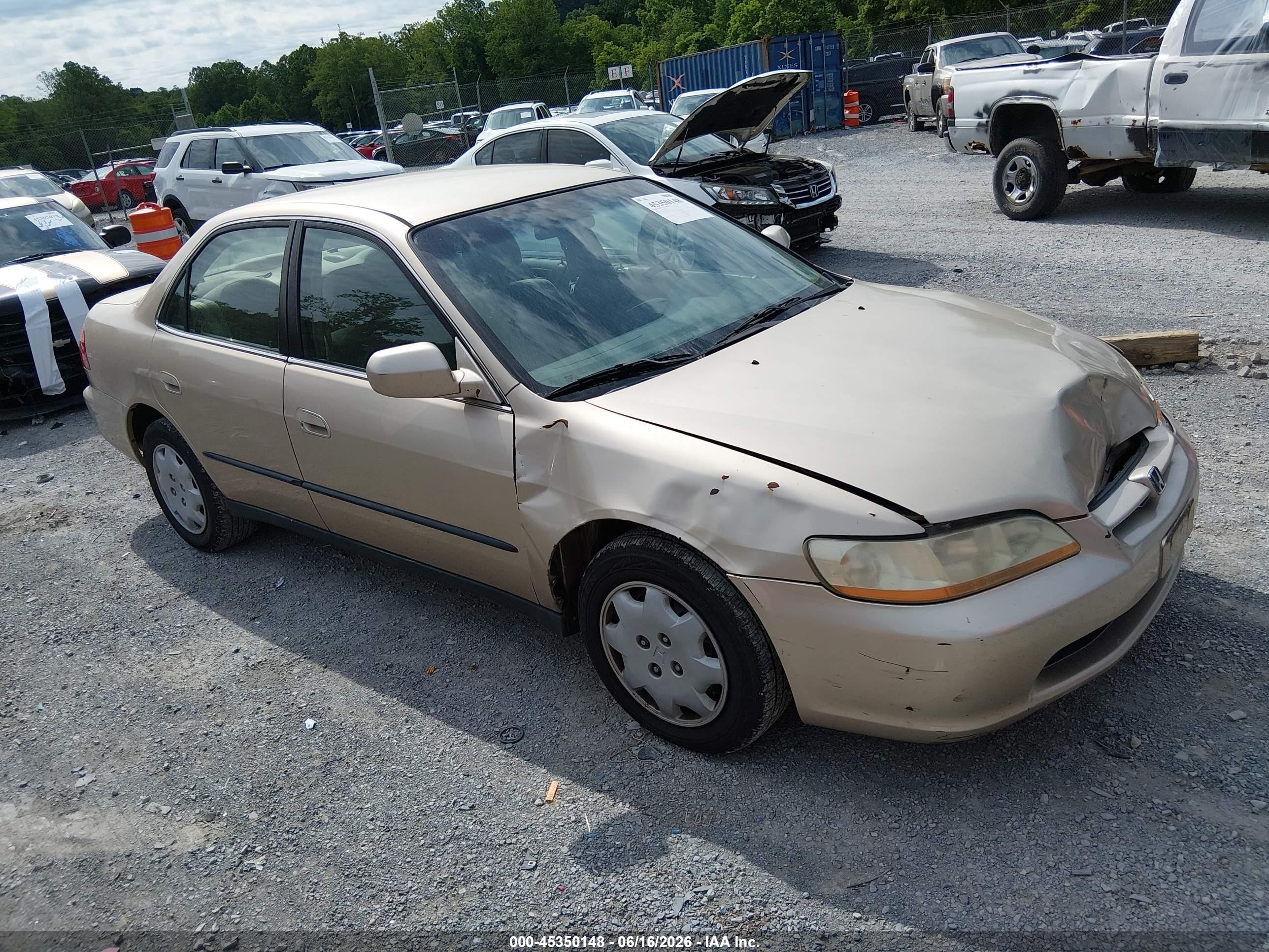 2000 Honda Accord 2.3 Lx Gold vin: 1HGCG6655YA132385