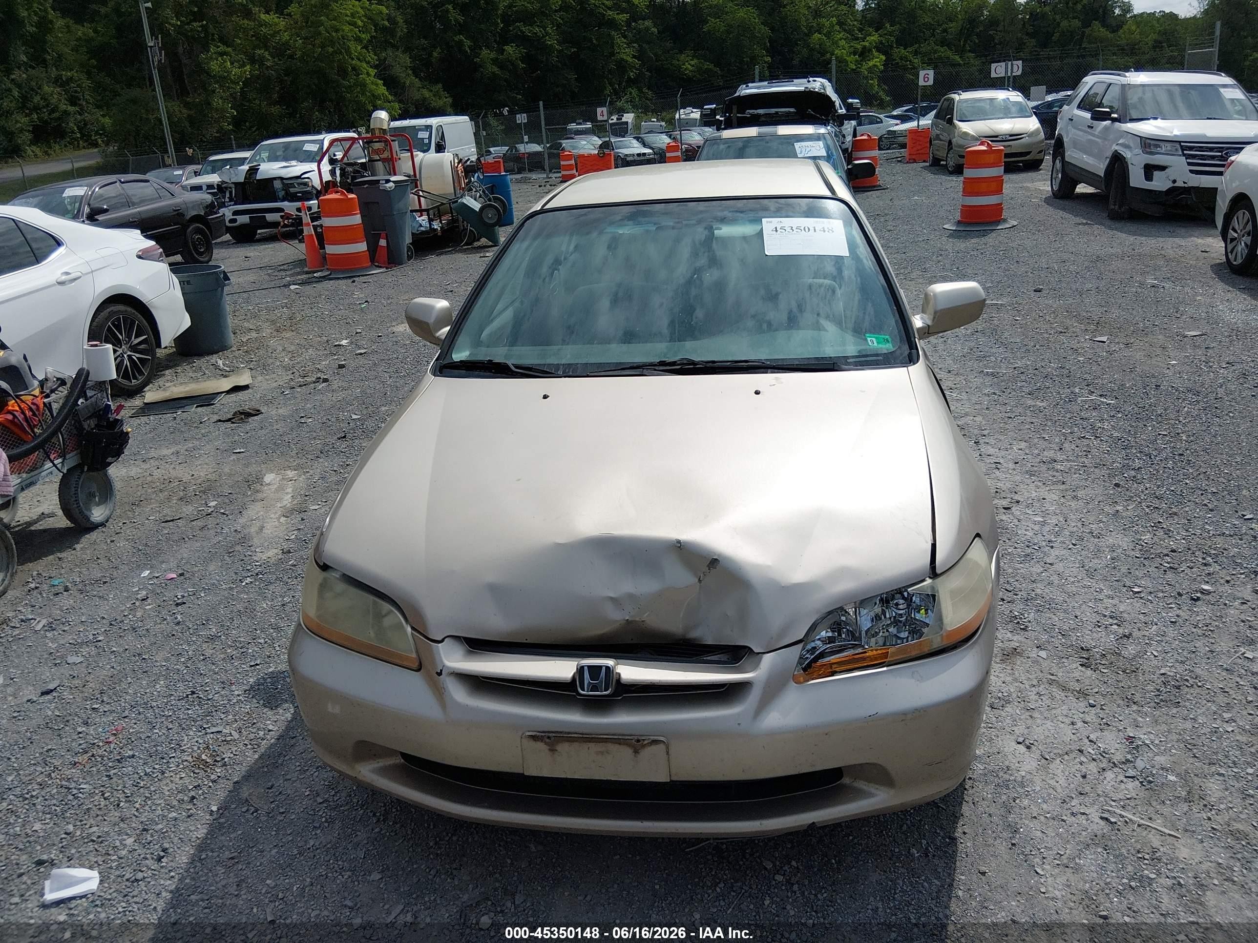 2000 Honda Accord 2.3 Lx Gold vin: 1HGCG6655YA132385