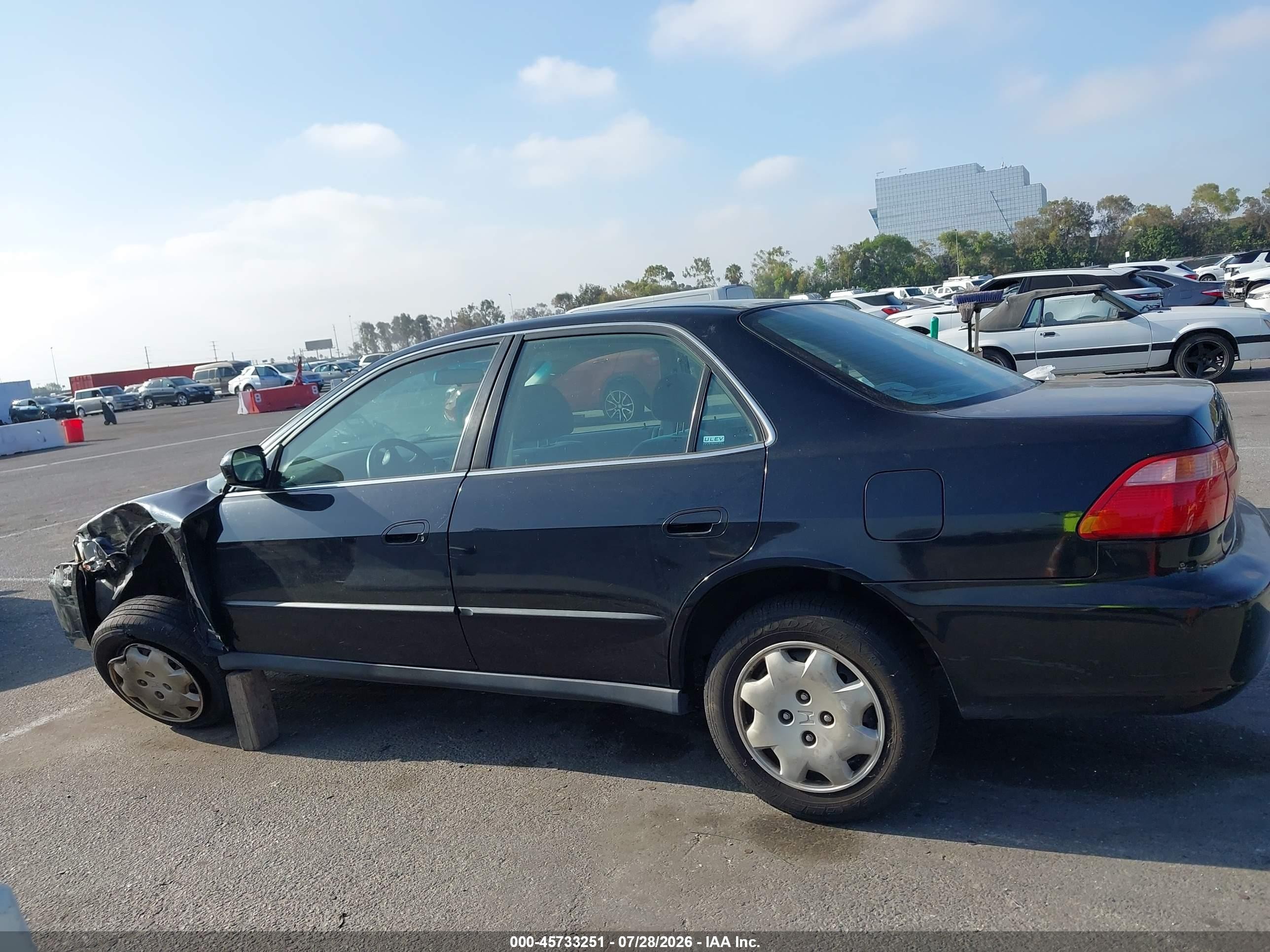 2000 Honda Accord 2.3 Lx Black vin: 1HGCG6655YA151454