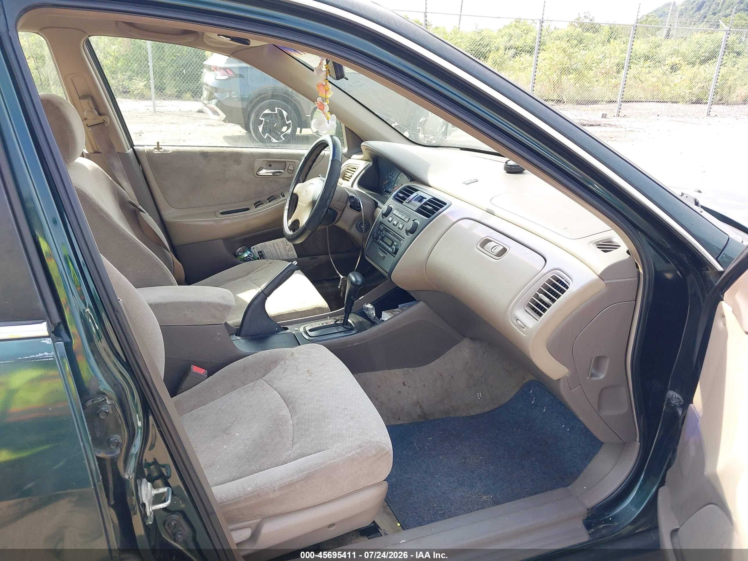 2001 Honda Accord 2.3 Lx Green vin: 1HGCG66561A005134