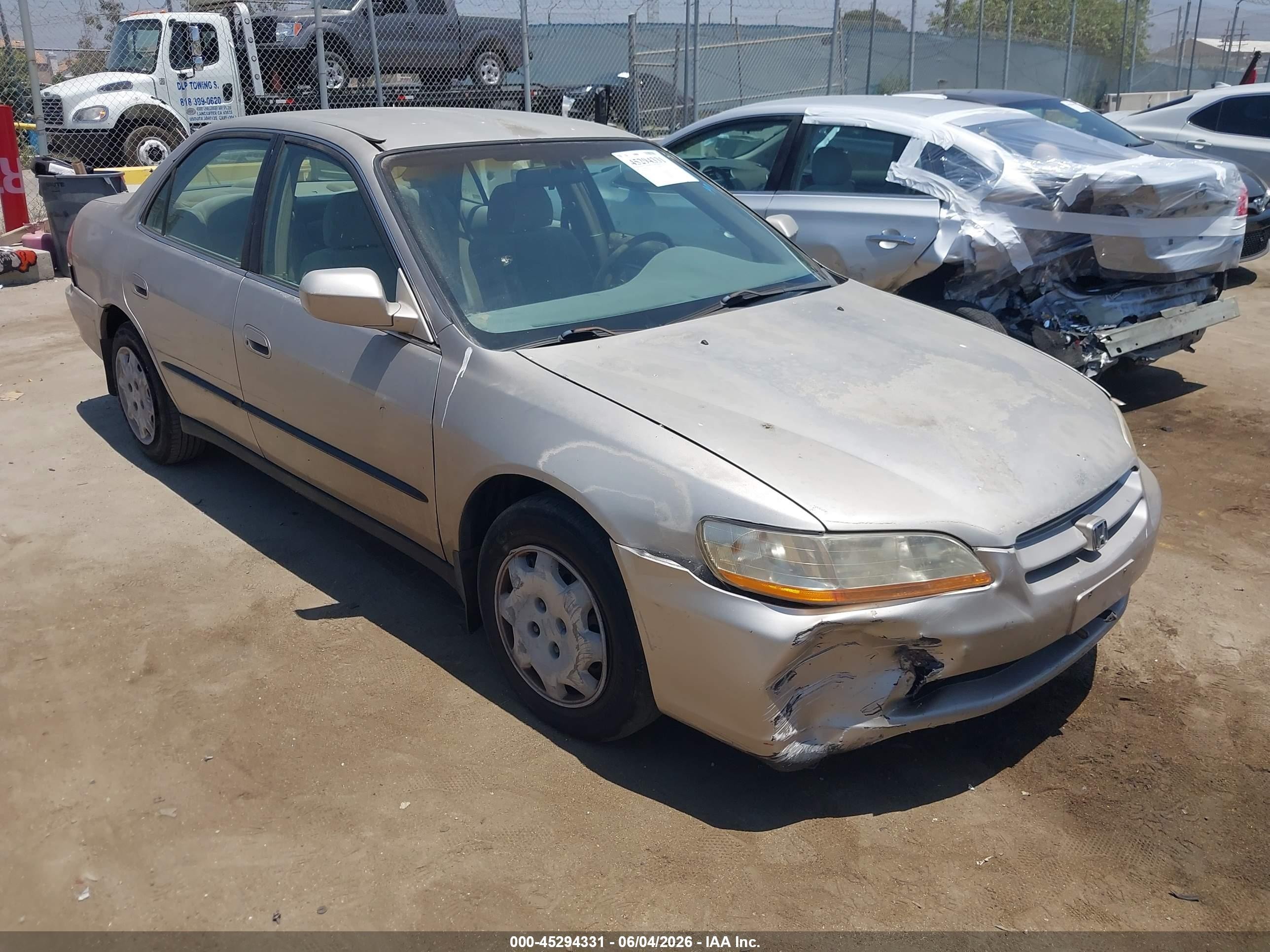1HGCG6656XA155592
