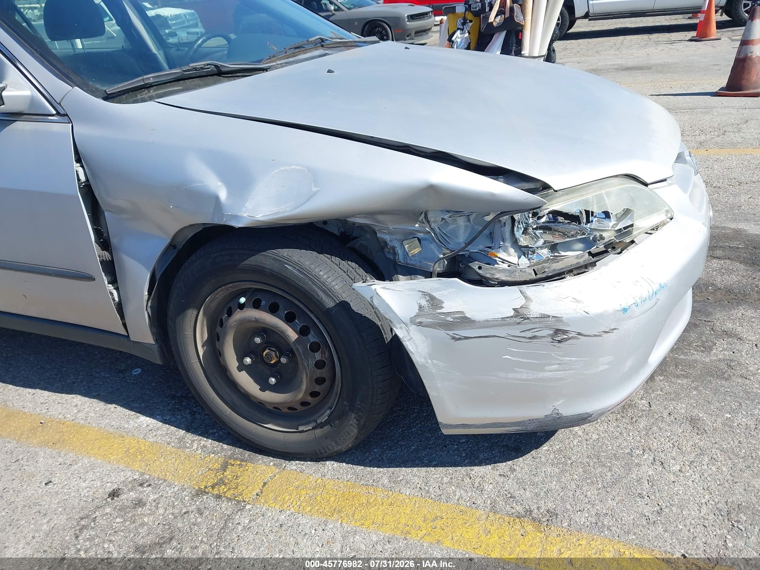 1999 Honda Accord Lx Silver vin: 1HGCG6657XA144701